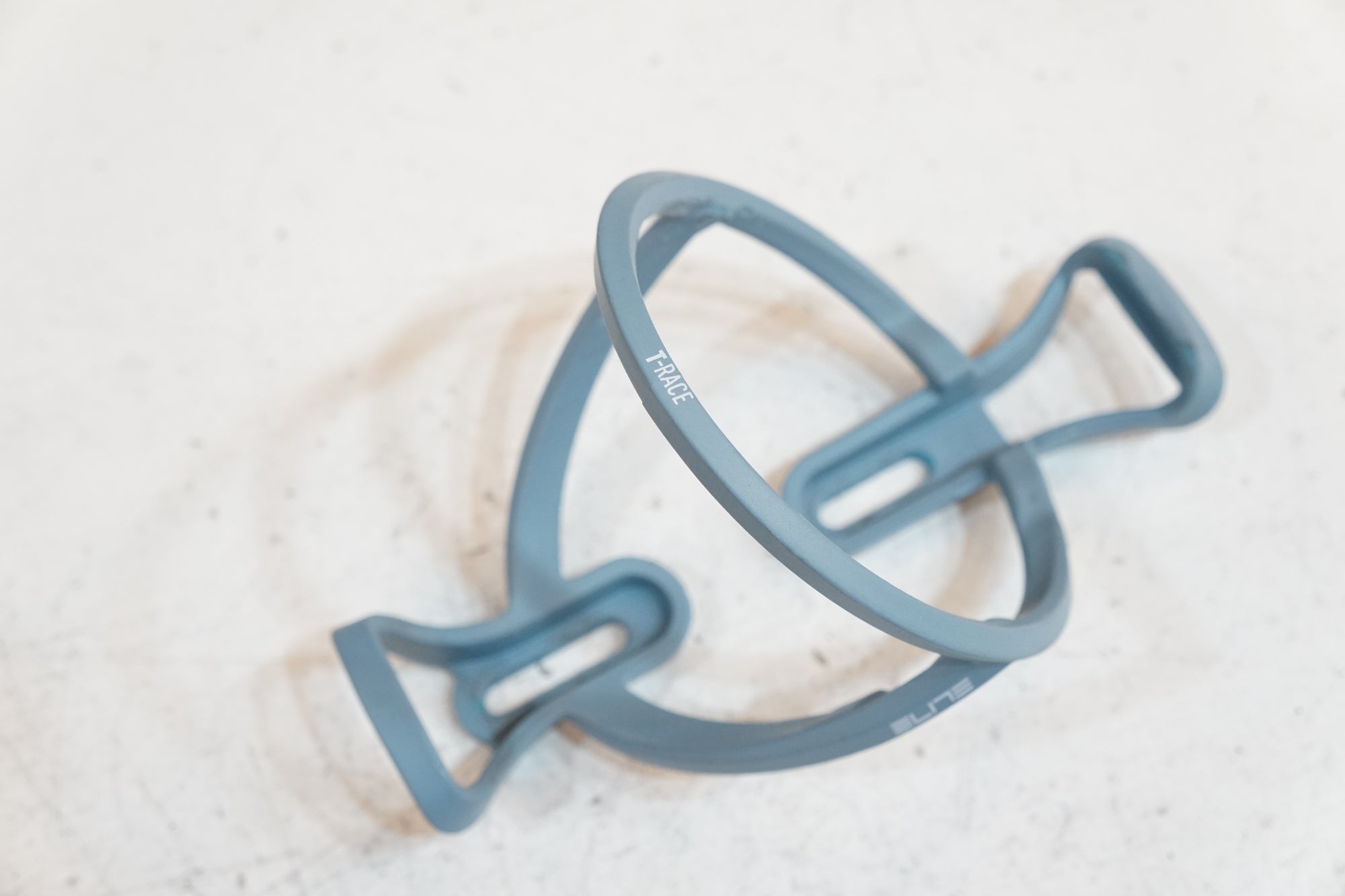 ELITE 「エリート」 T-RACE ボトルケージ / バイチャリ浦和ベース