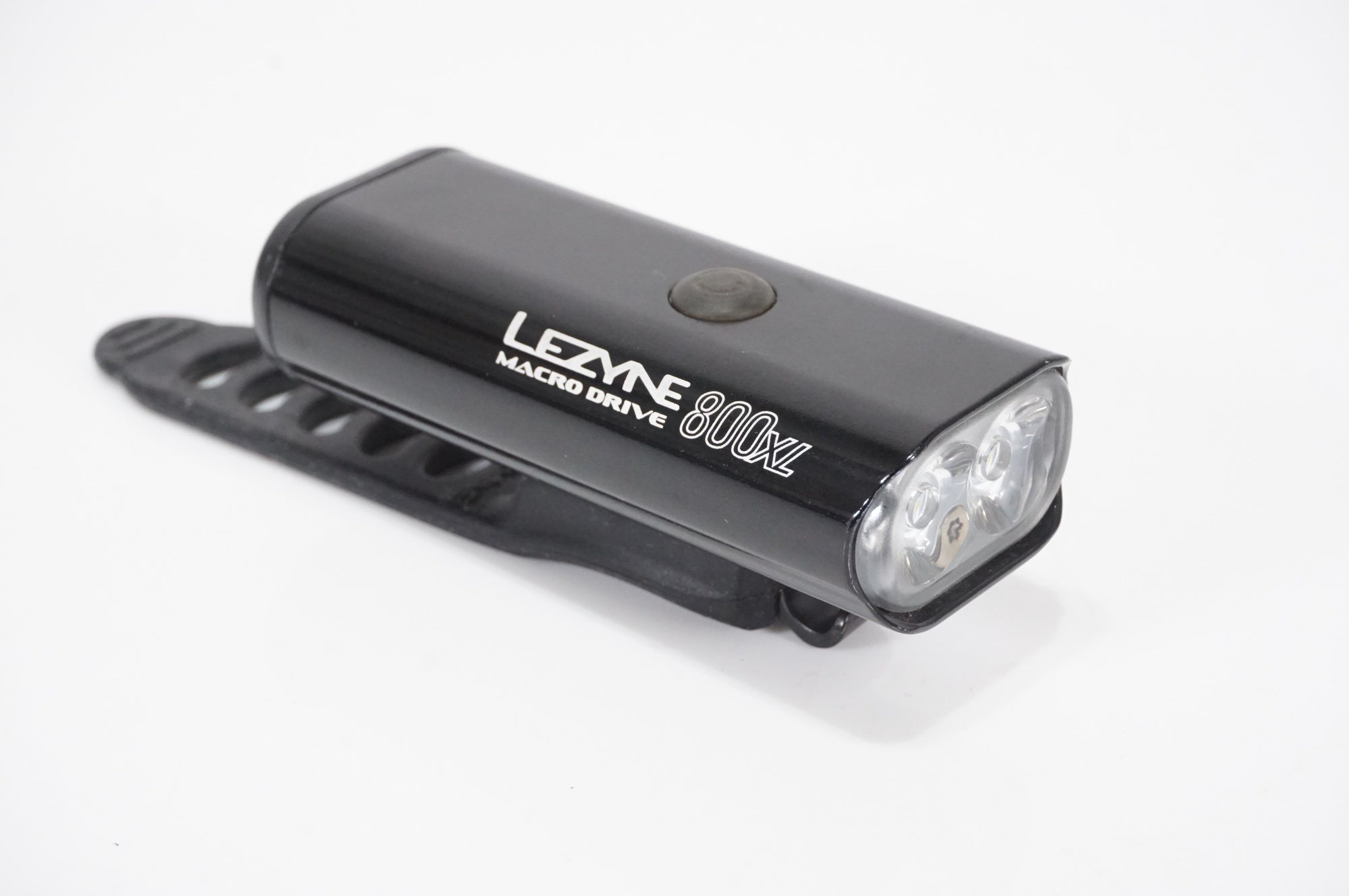 LEZYNE 「レザイン」 MACRO DRIVE 800XL フロントライト / AKIBA店