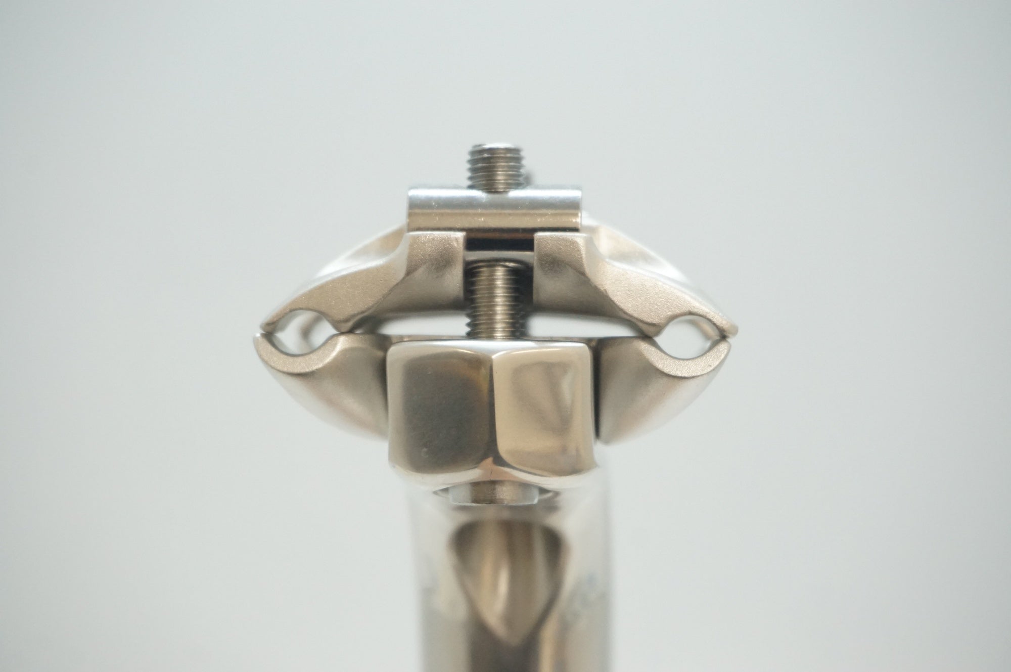 NITTO 「ニットー」 S83 φ27.0 300mm シートポスト / 福岡アイランドシティ店