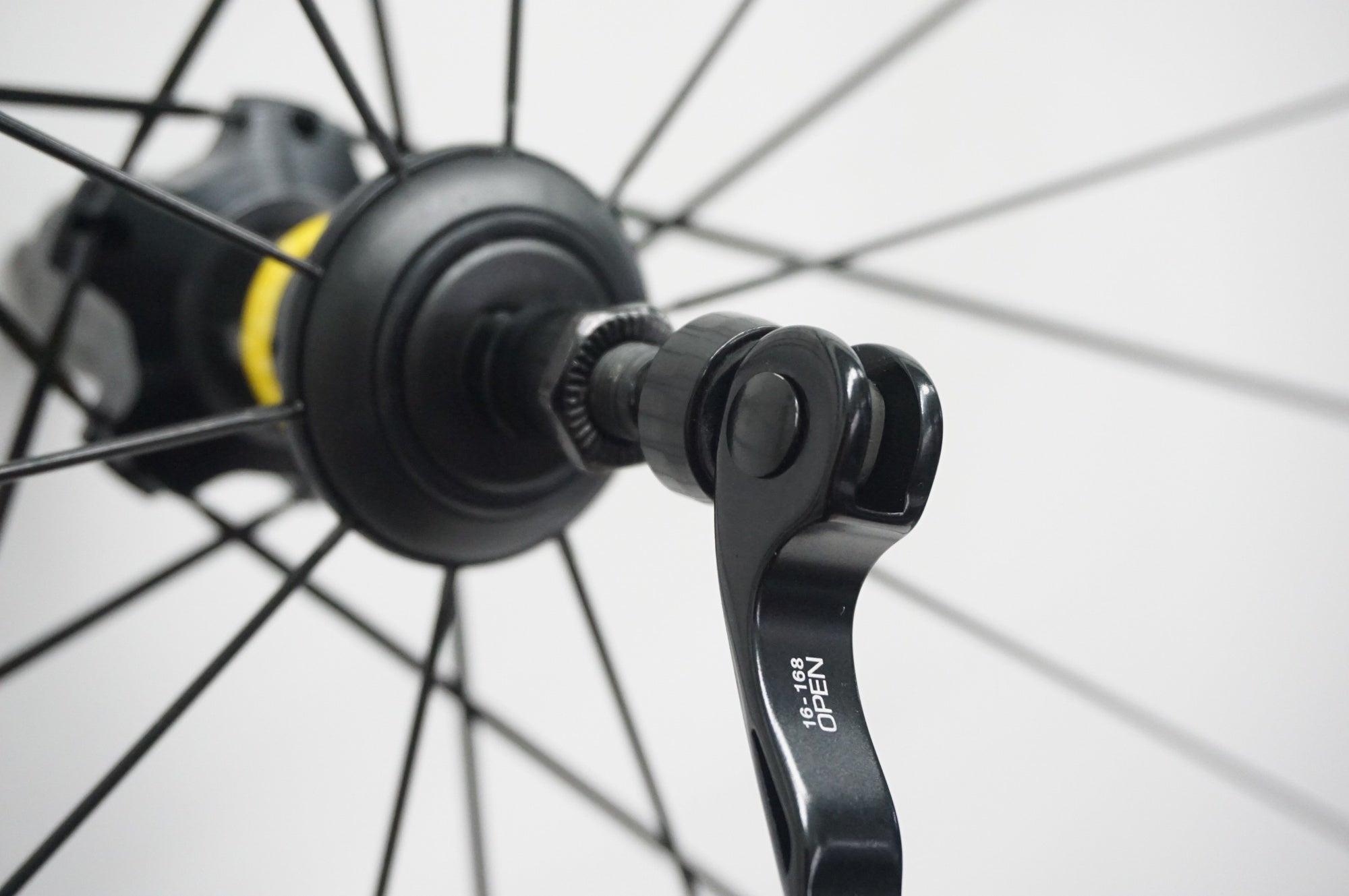 MAVIC 「マヴィック」 AKSIUM シマノ11速 ホイールセット / 福岡店