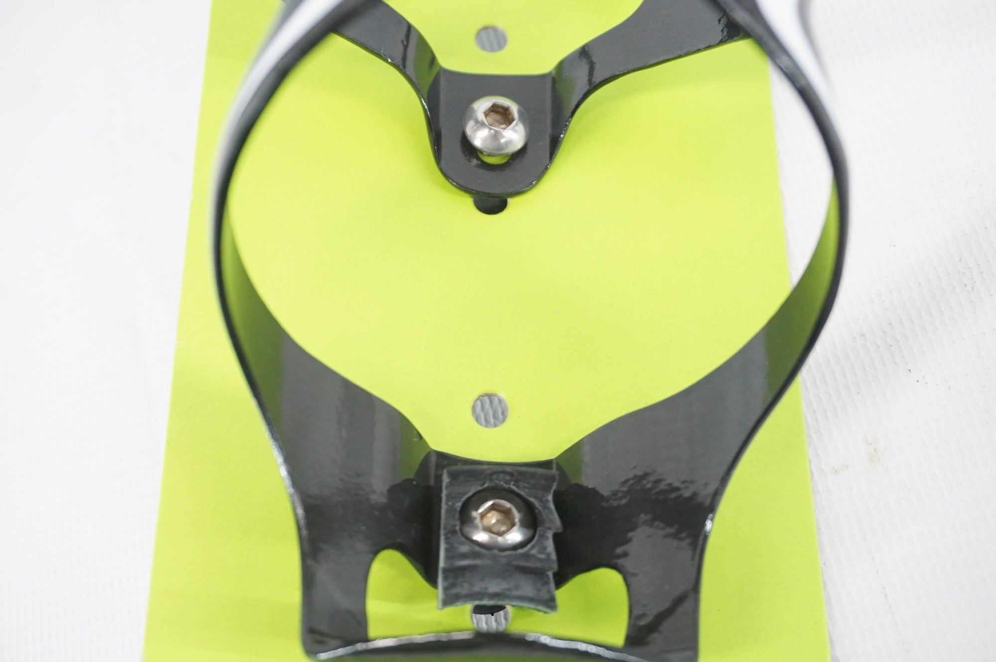 BIRZMAN 「バーズマン」 CARBON BOTTLE CAGE ボトルケージ / 阪急塚口店