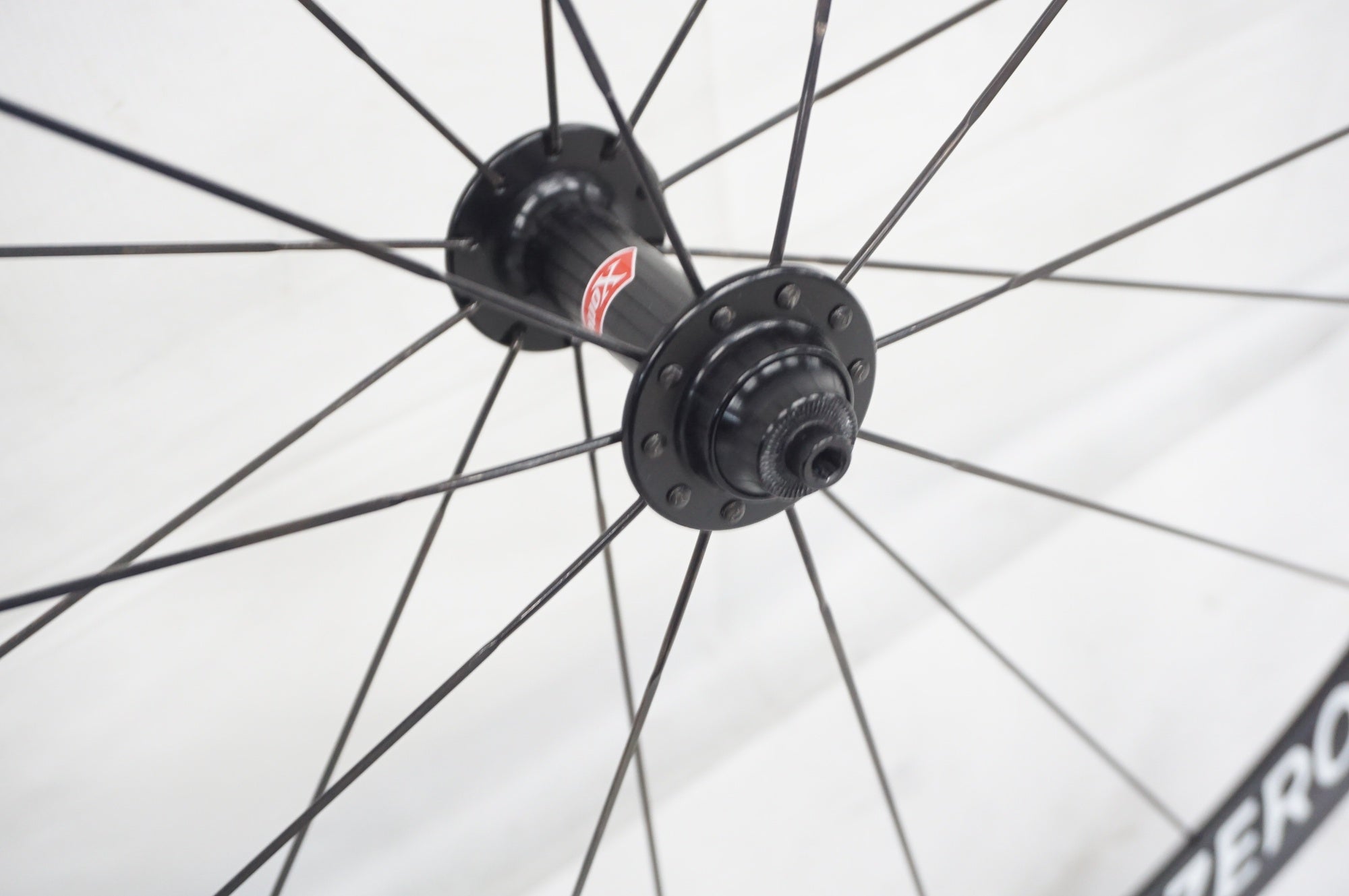 AX LIGHTNESS 「エーエックスライトネス」 GRAVITY-ZERO 38 TU シマノ10速 ホイールセット / 阪急塚口店