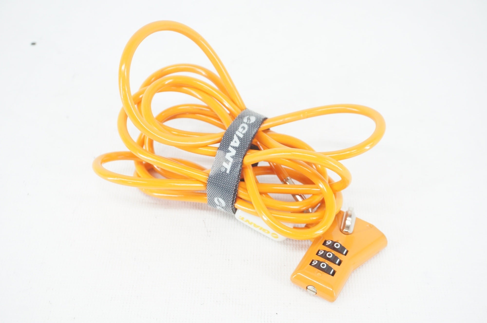 GIANT 「ジャイアント」 ケーブルロック / 阪急塚口店