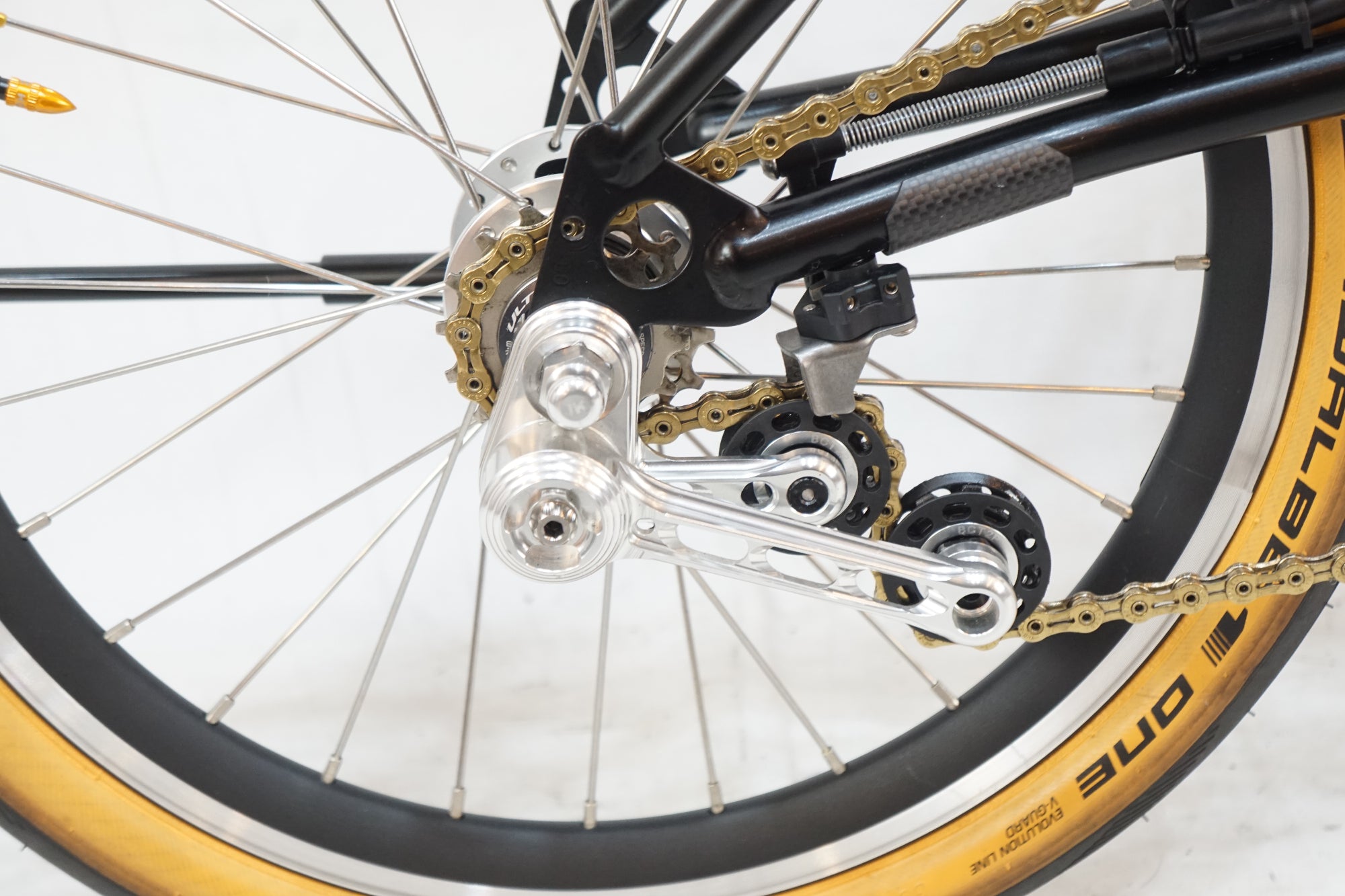 BROMPTON 「ブロンプトン」 C LINE EXPLORE 2023年モデル 16インチ 折り畳み自転車 / バイチャリ浦和ベース