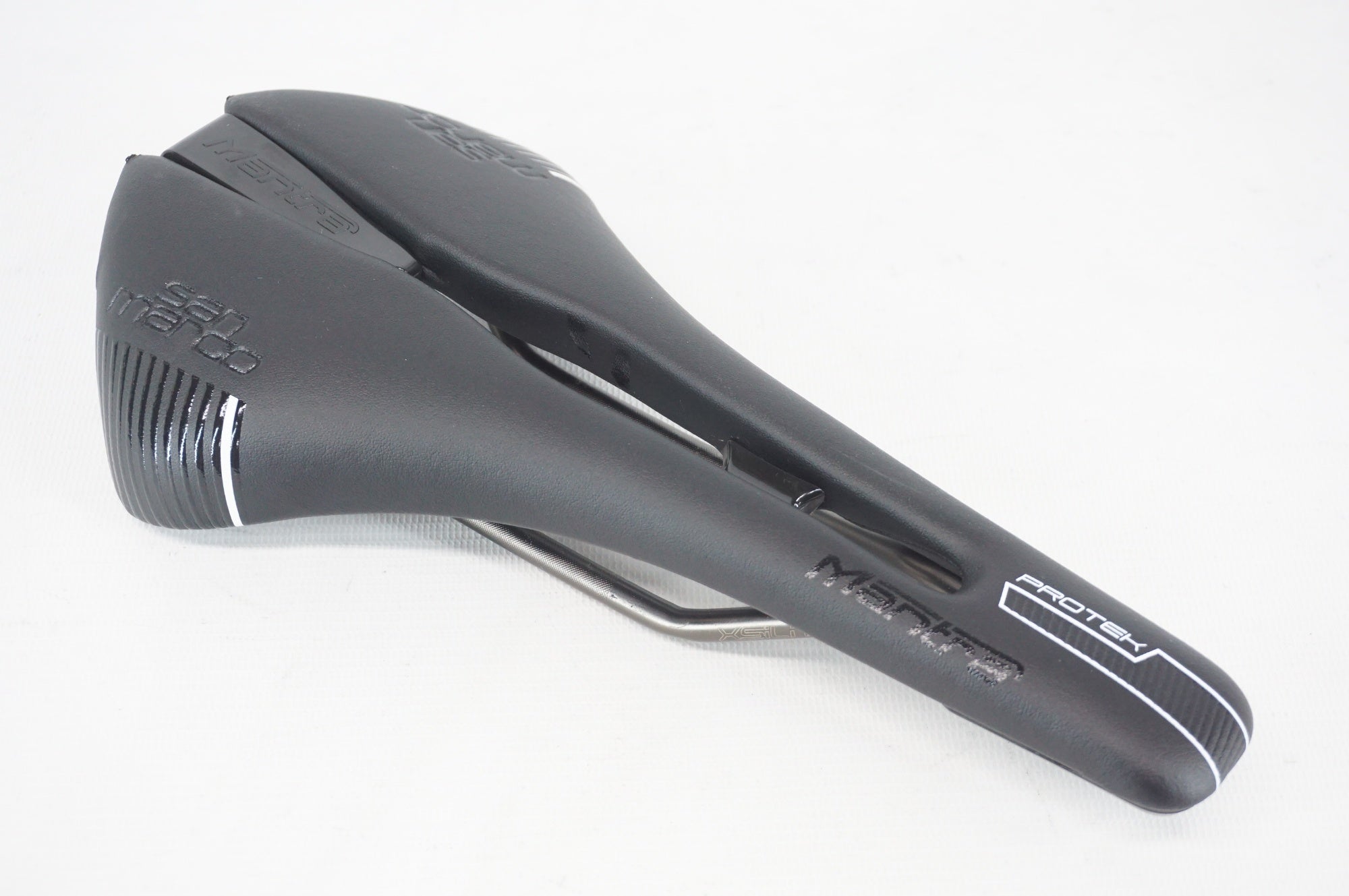 SELLE SANMARCO 「セラサンマルコ」 サドル / 阪急塚口店