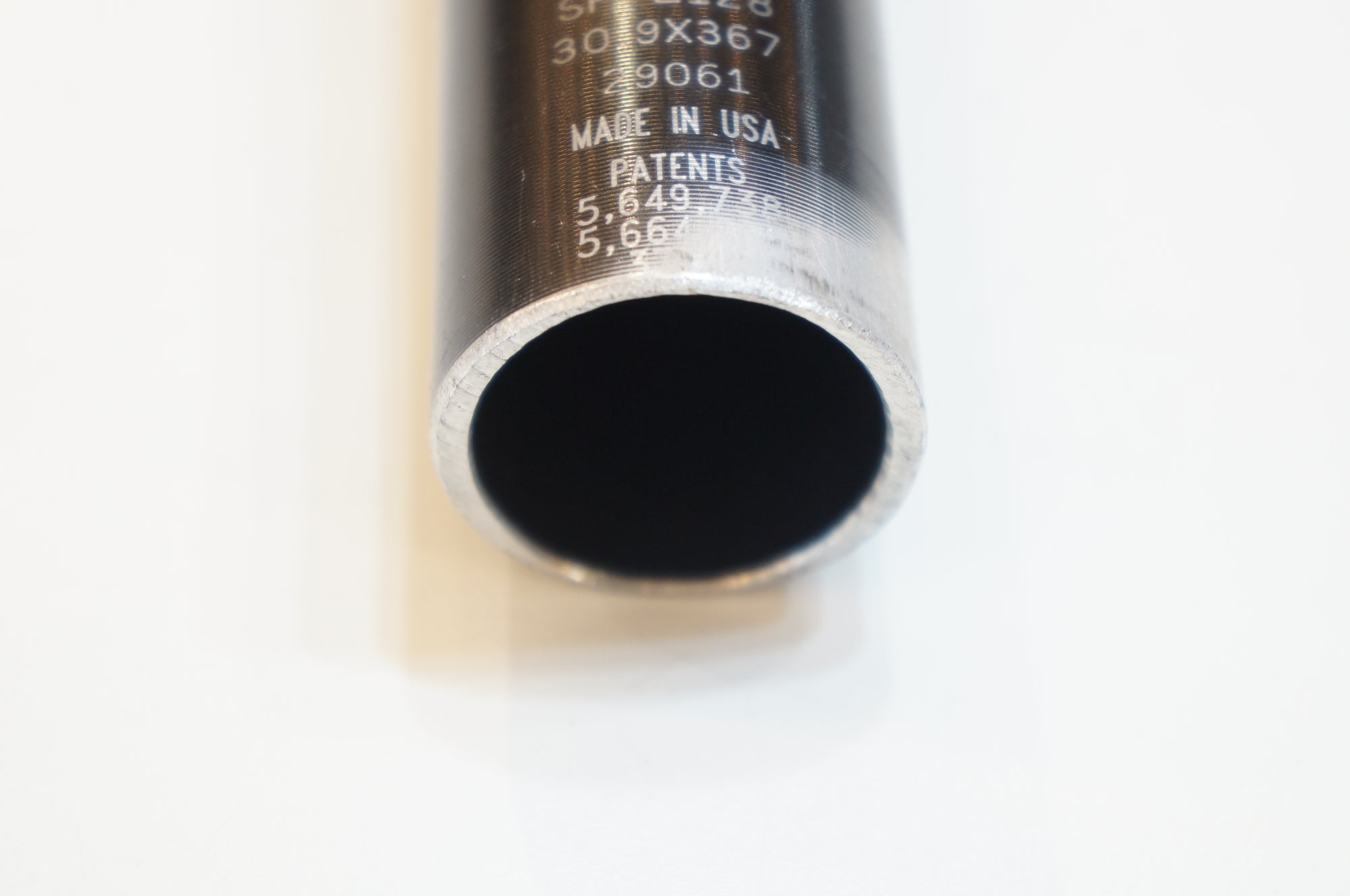 THOMSON 「トムソン」 ELITE φ30.9 305mm シートポスト / バイチャリ浦和ベース