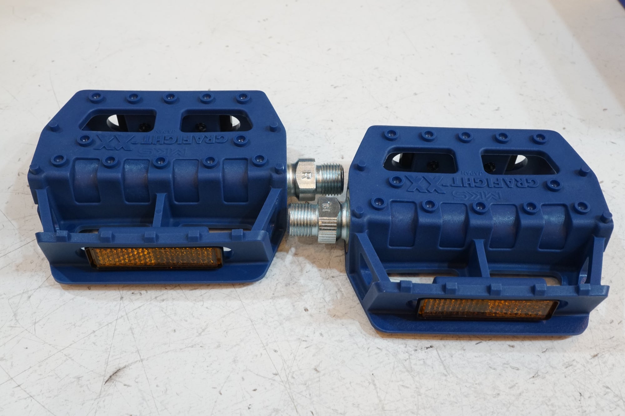 MKS 「ミカシマ」 GRAFIGHT-XX ペダル / バイチャリ浦和ベース