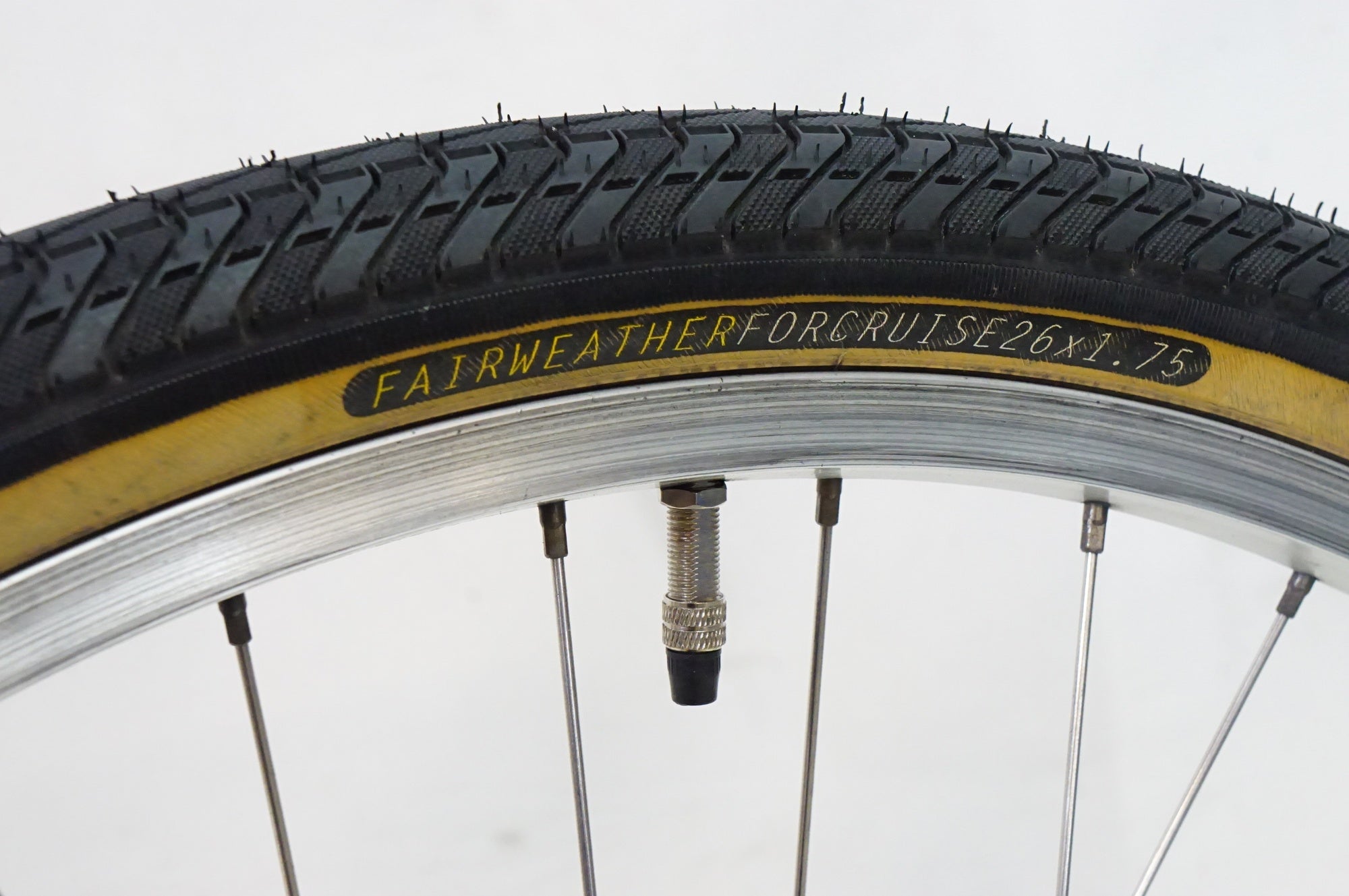 ARAYA 「アラヤ」 VP-20 26インチ リム SHIMANO HB-RM40 ハブ フロントホイール / 熊谷本店