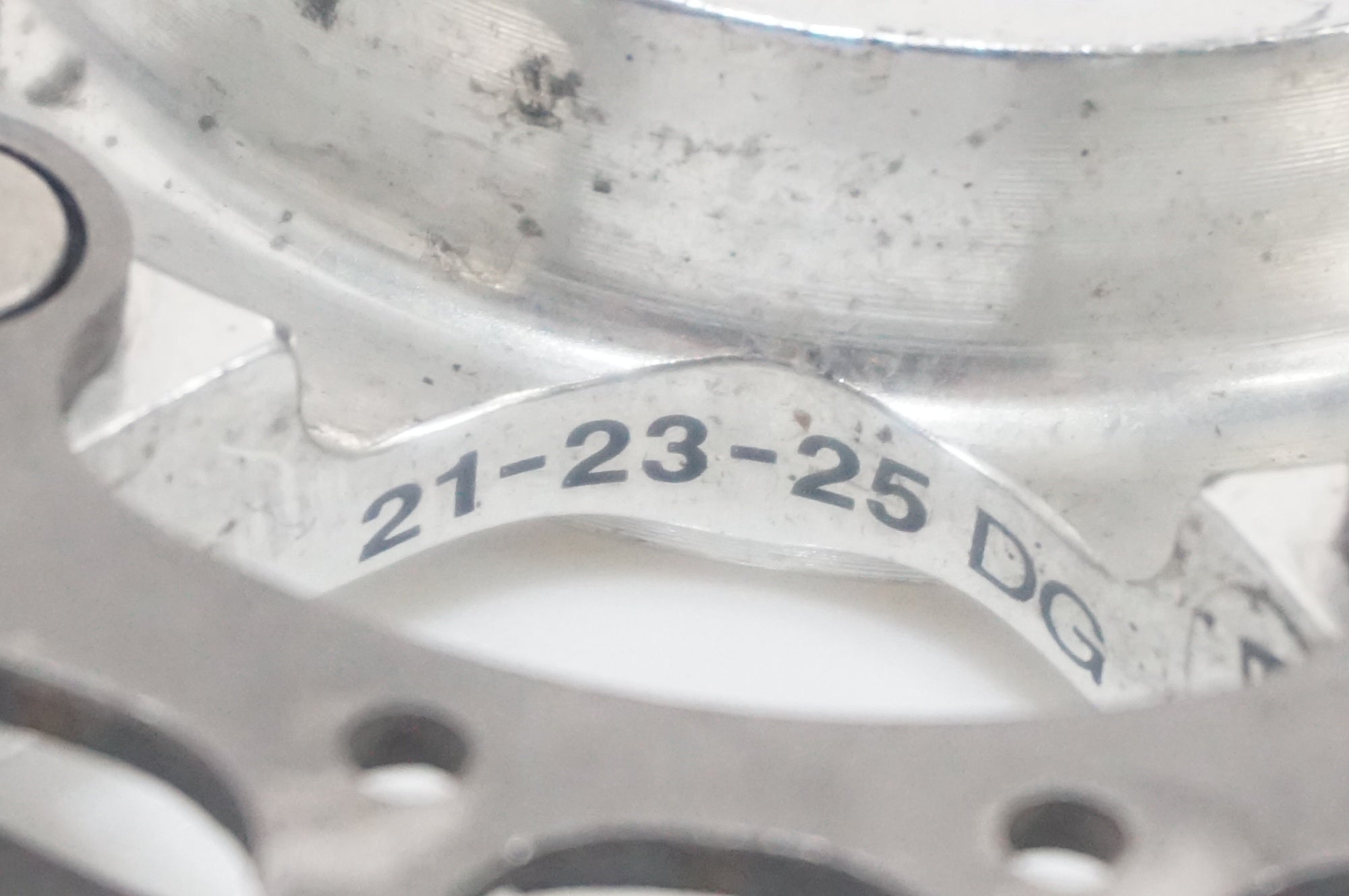 SHIMANO 「シマノ」 DURA-ACE CS-7700 12-25T スプロケット / AKIBA店