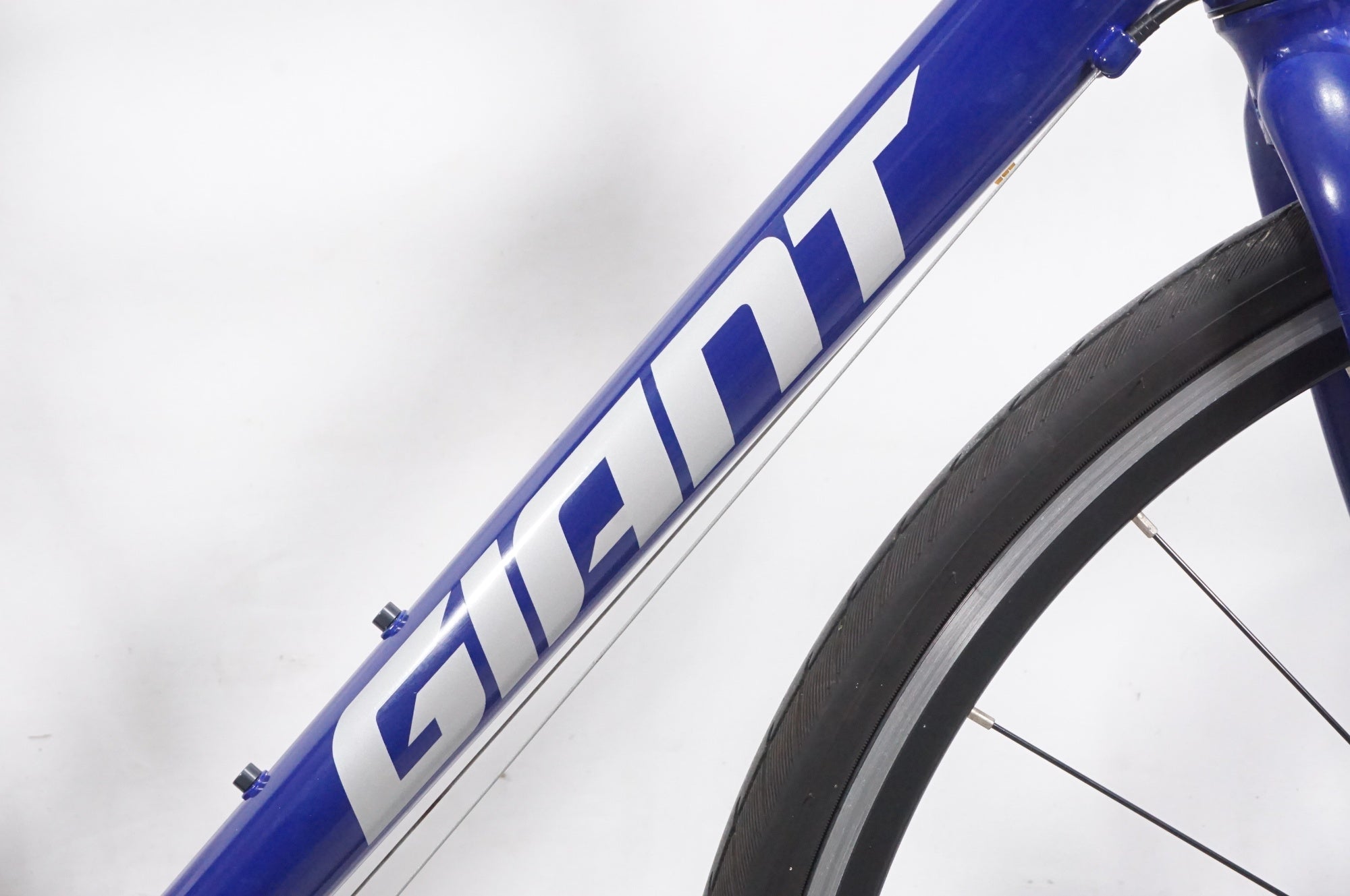 GIANT 「ジャイアント」 ESCAPE R3 MS 2022年モデル クロスバイク / AKIBA店