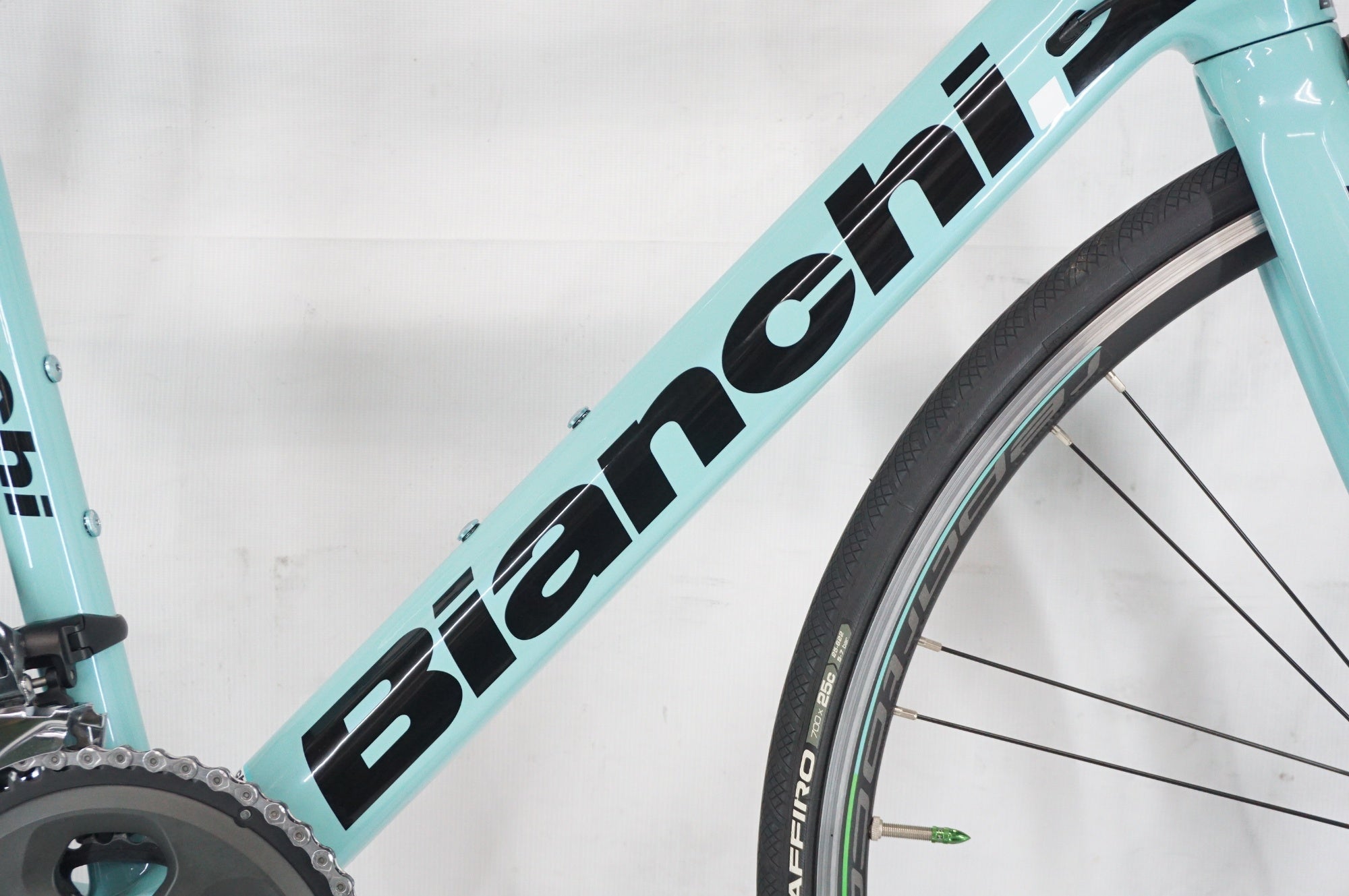 BIANCHI 「ビアンキ」 SEMPRE PRO TIAGRA 2018年モデル ロードバイク / 阪急塚口店