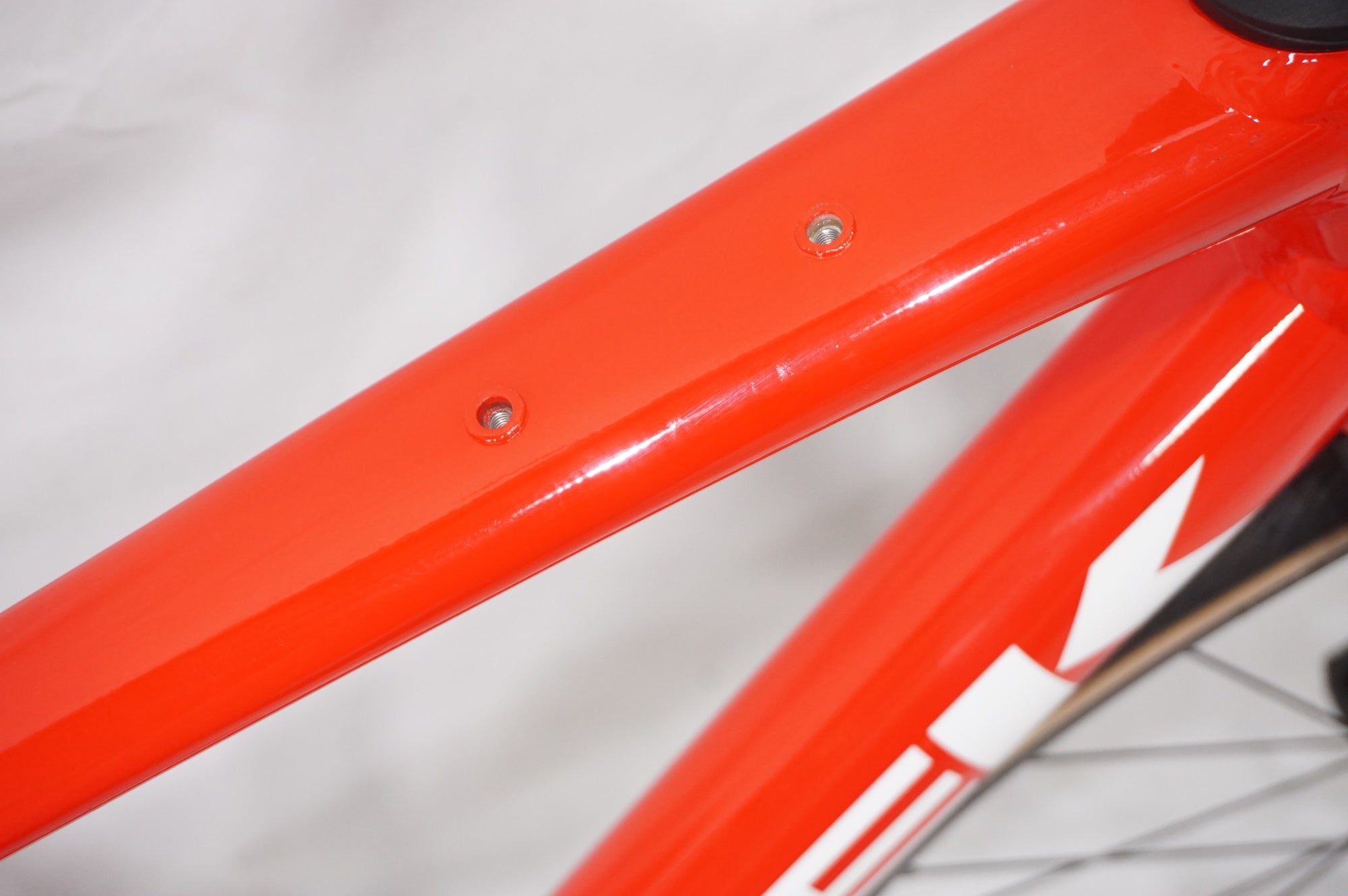 TREK 「トレック」 DOMANE AL 4 GEN 4 2025年モデル ロードバイク / AKIBA店