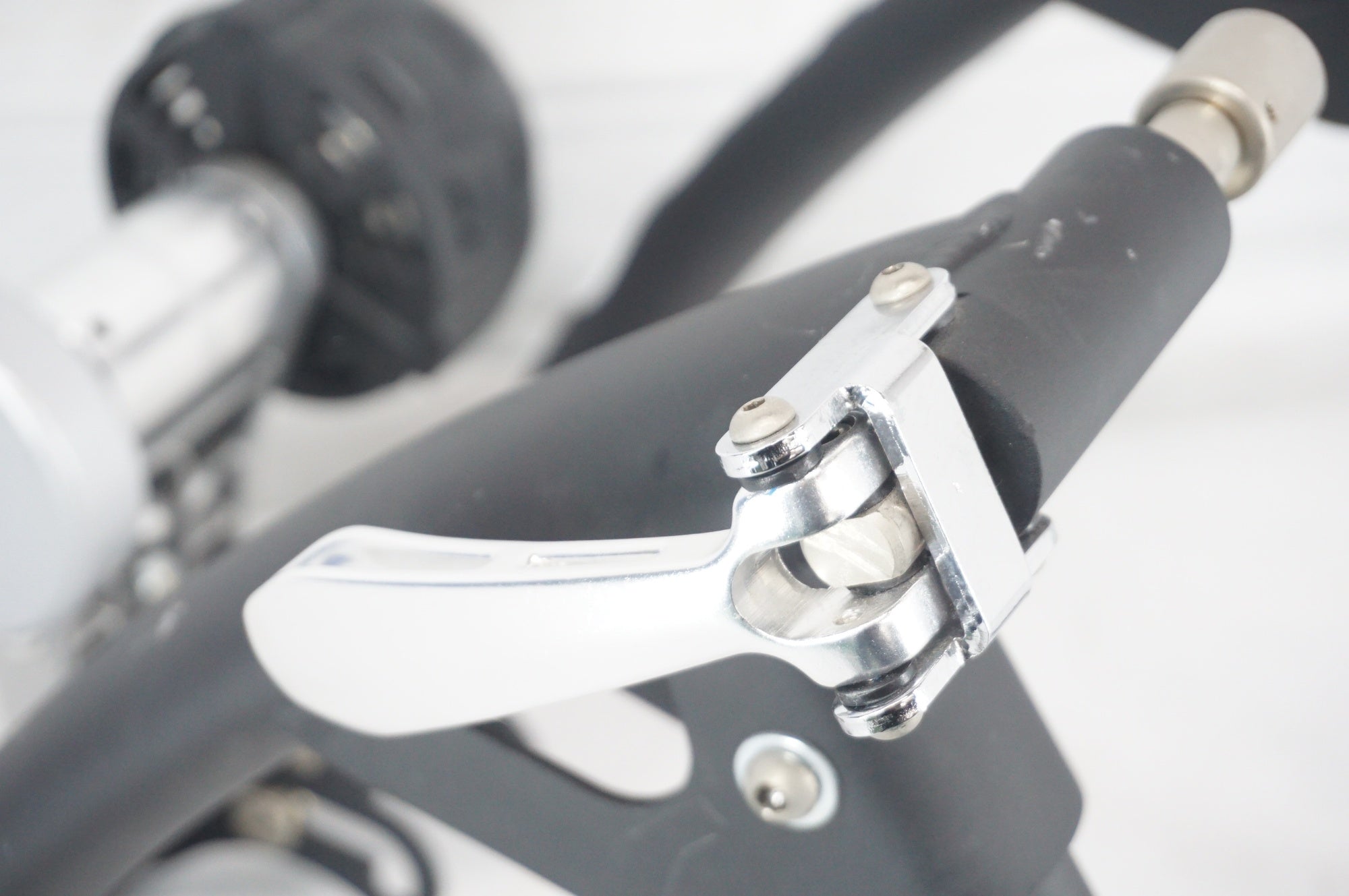 GIANT 「ジャイアント」 CYCLOTRON AUTO サイクルトレーナー / 阪急塚口店