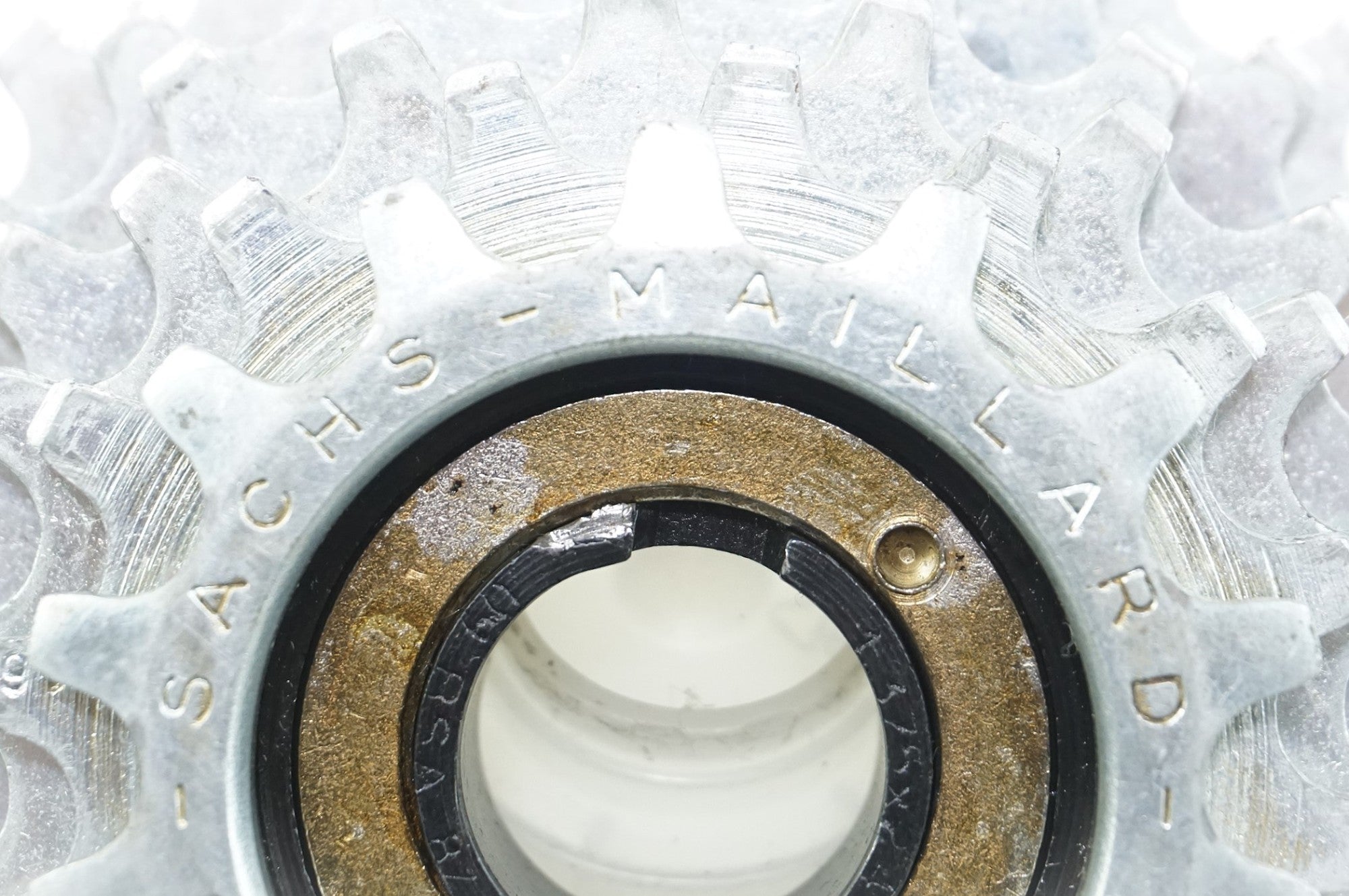 SACHS MAILLARD 「ザックスマイヨール」 700 COURSE SUPER PLUS ボスフリー 6S 14-24T スプロケット / 中目黒店