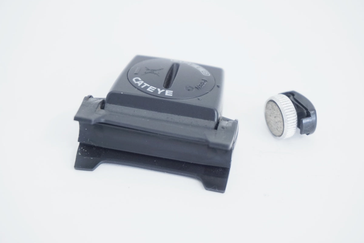 CATEYE 「キャットアイ」 CC-PA100W SUBARU RACINGカラー サイクルコンピューター / 京都八幡店