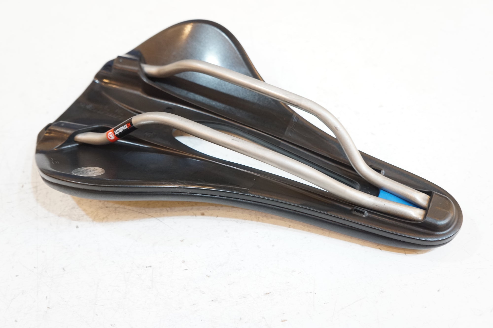 SELLE ITALIA 「セラ イタリア」 NOVUS B00ST EVO サドル / バイチャリ浦和ベース