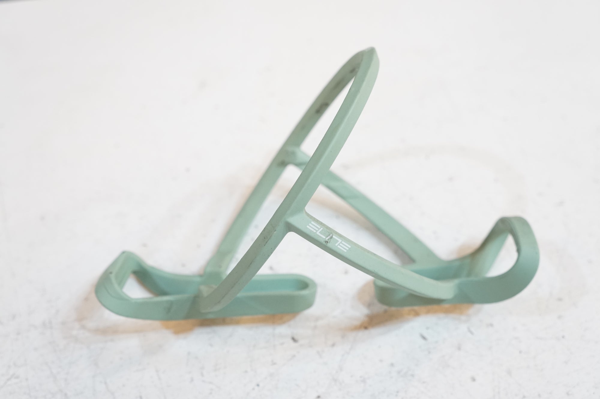 ELITE 「エリート」 T-RACE ボトルケージ / バイチャリ浦和ベース