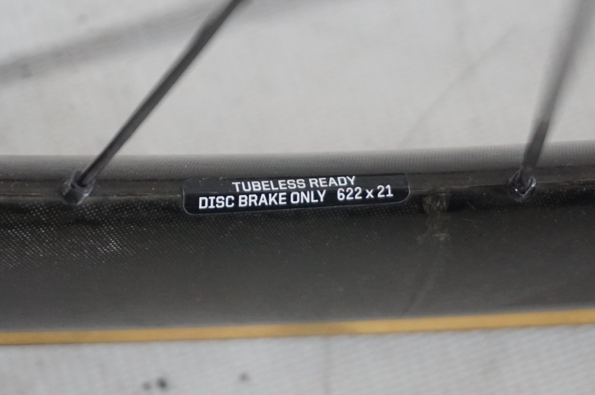 BONTRAGER 「ボントレガー」 AEOLUS XXX6 TLR DISC シマノ11-12速 ホイールセット / 阪急塚口店