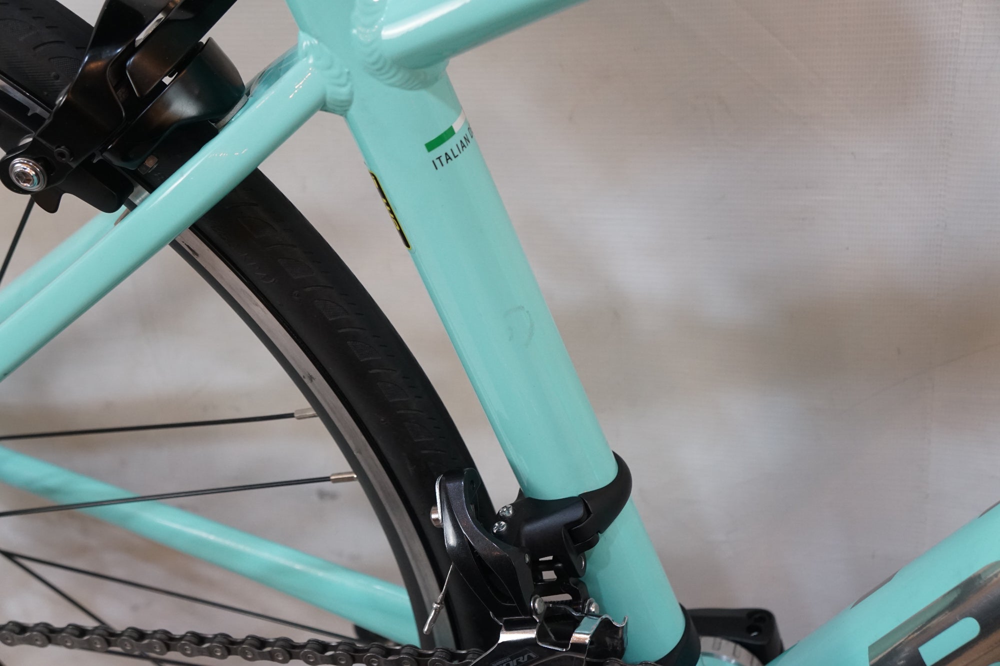 BIANCHI 「ビアンキ」 VIA NIRONE7 SORA 2024年モデル ロードバイク / バイチャリ浦和ベース