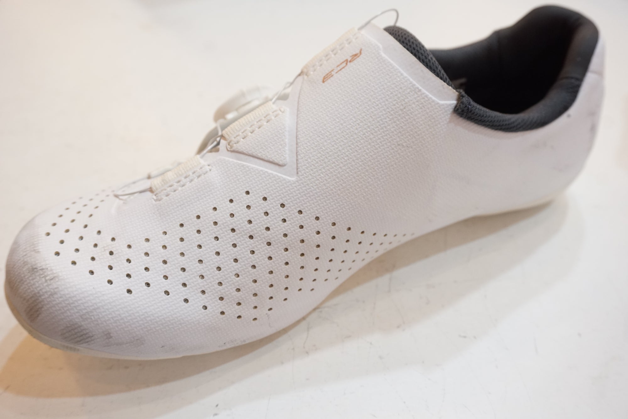 SHIMANO 「シマノ」 RC3 23.2cm シューズ / バイチャリ浦和ベース