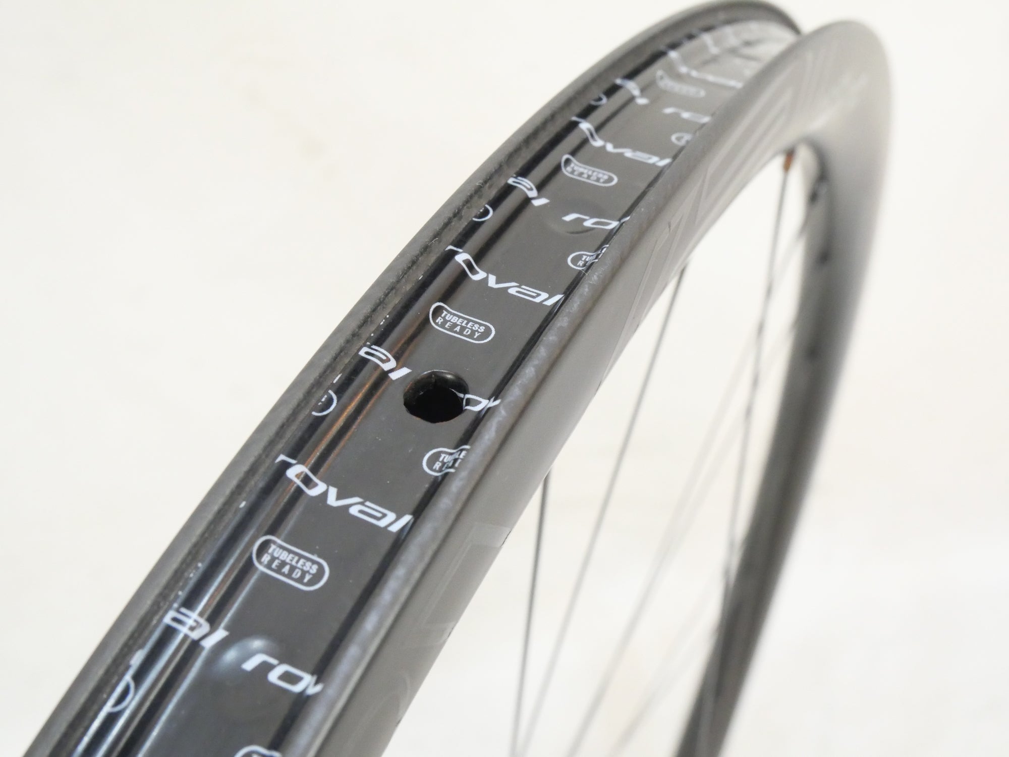 ROVAL 「ロヴァール」 CLX 32 RAPIDE DISC SHIMANO 11s ホイールセット / バイチャリ浦和ベース