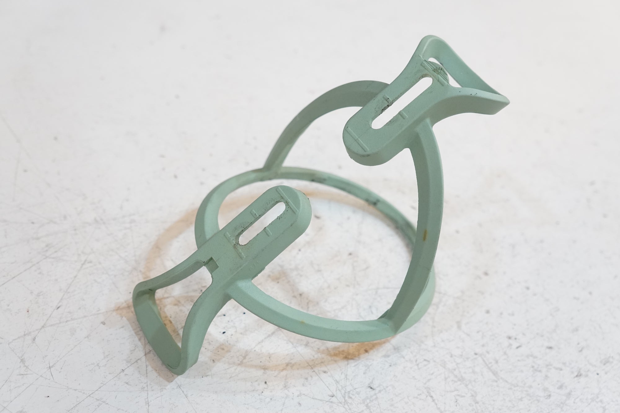 ELITE 「エリート」 T-RACE ボトルケージ / バイチャリ浦和ベース