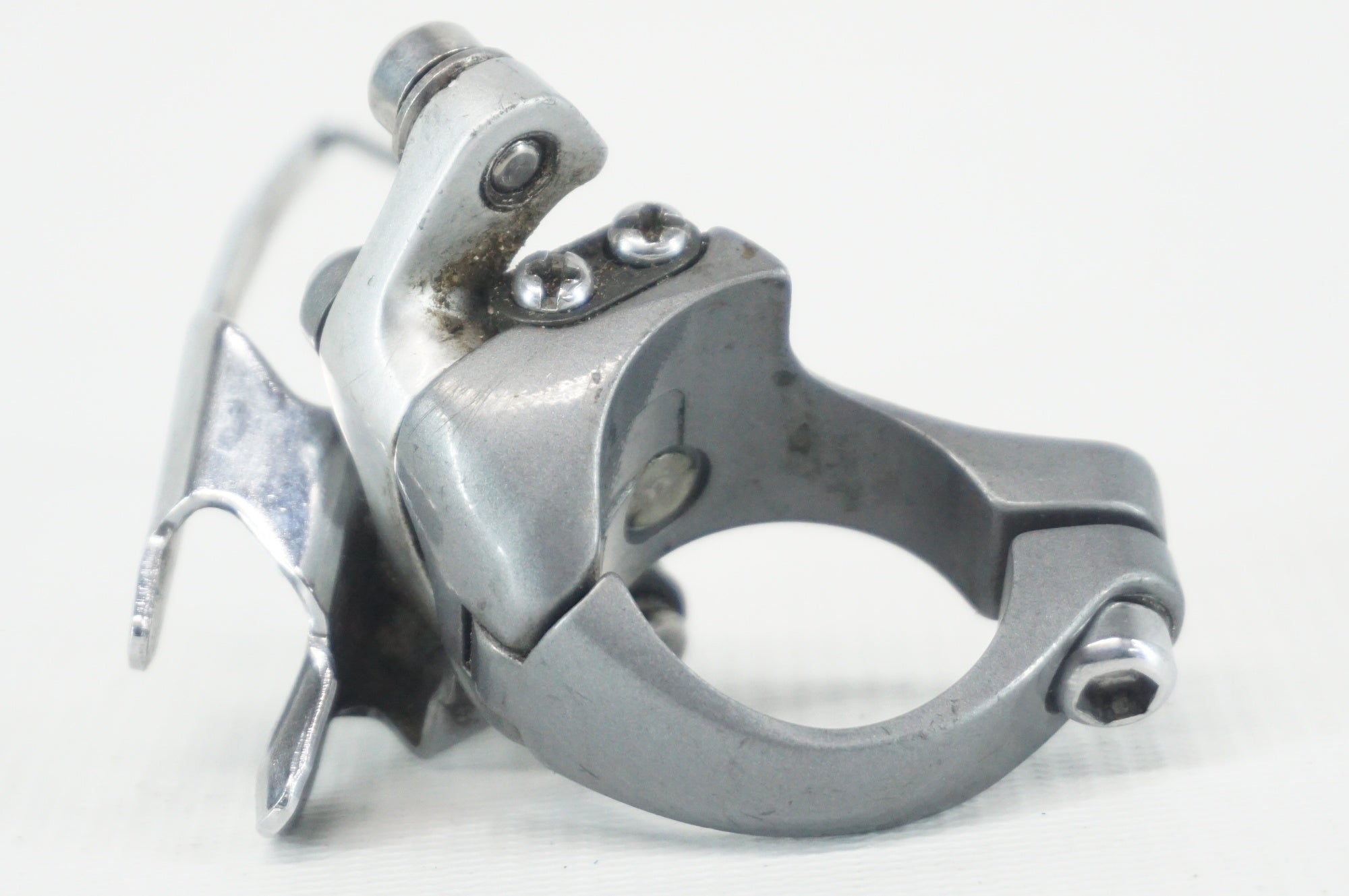 SHIMANO 「シマノ」 600 FD-6400 フロントディレイラー / 阪急塚口店