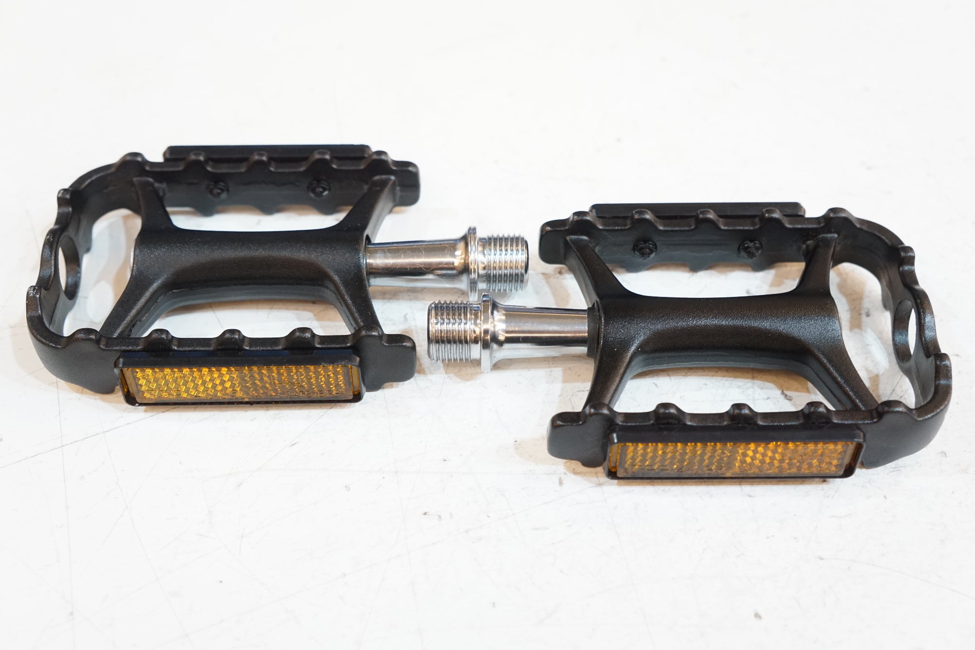 WELLGO 「ウェルゴ」 M111 ペダル / バイチャリ浦和ベース