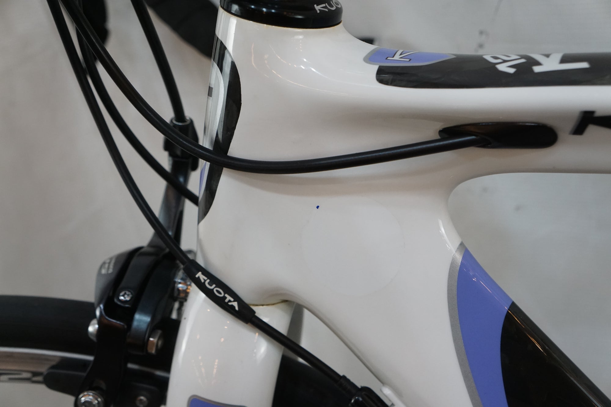 KUOTA 「クオータ」 KHARMA GLAM 2013年モデル ロードバイク / バイチャリ浦和ベース