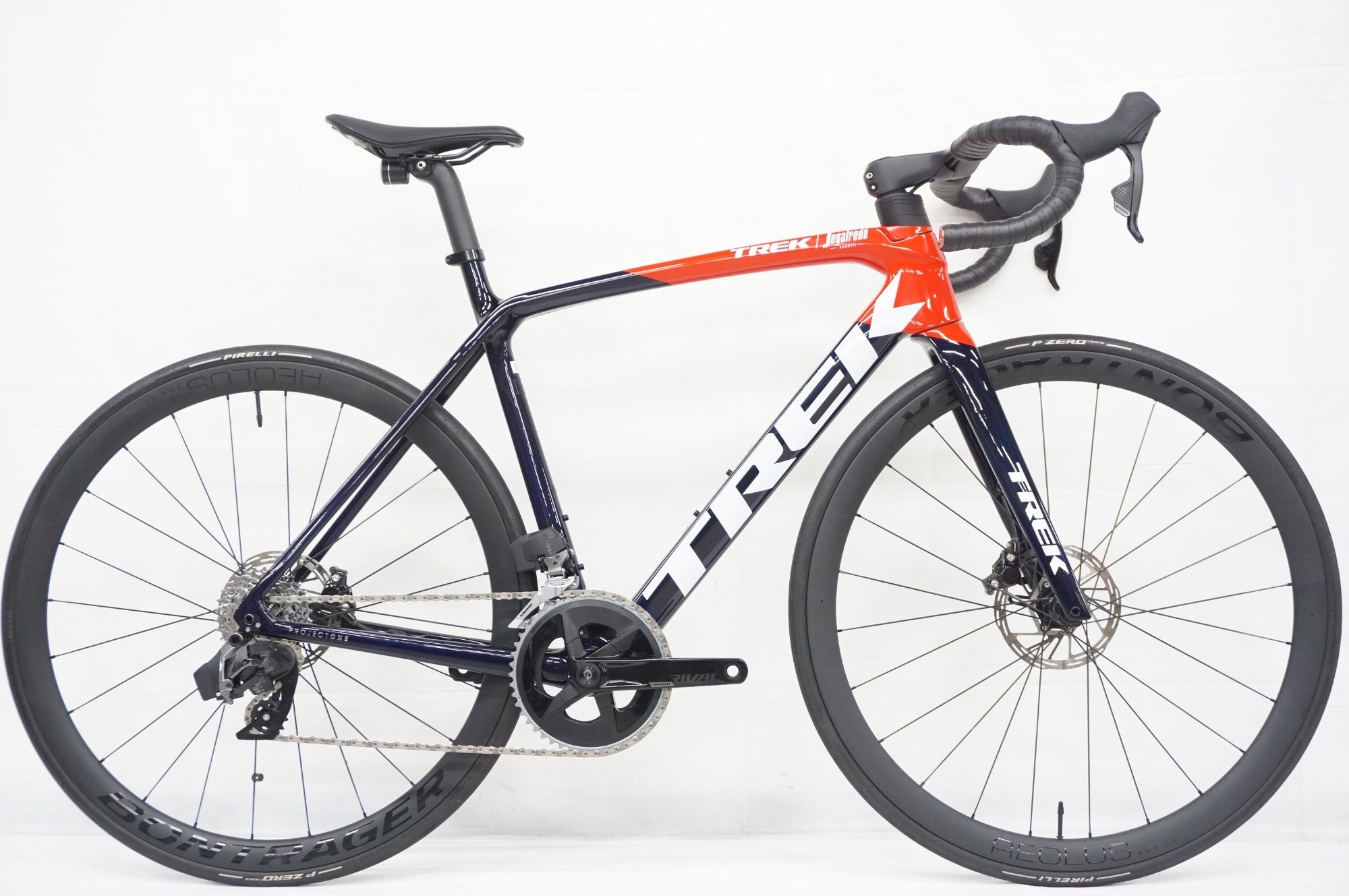 TREK 「トレック」 EMONDA SLR 6 AXS 2021-2022年モデル ロードバイク / 阪急塚口店 ｜  バイチャリ公式オンラインショップ 【スポーツ自転車買取販売専門店】