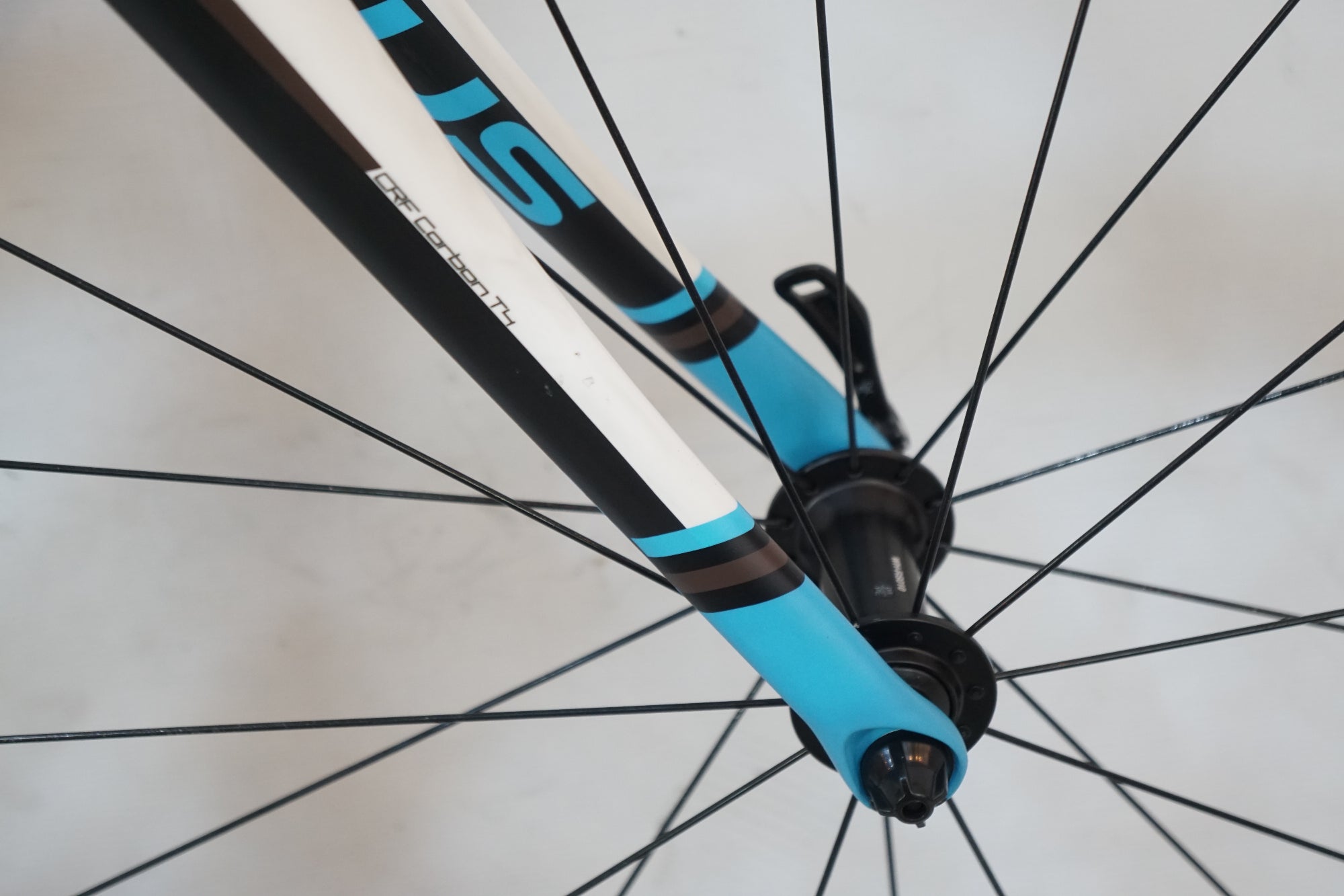 FOCUS 「フォーカス」 CULEBRO SL 2.0 2015年モデル ロードバイク / バイチャリ浦和ベース