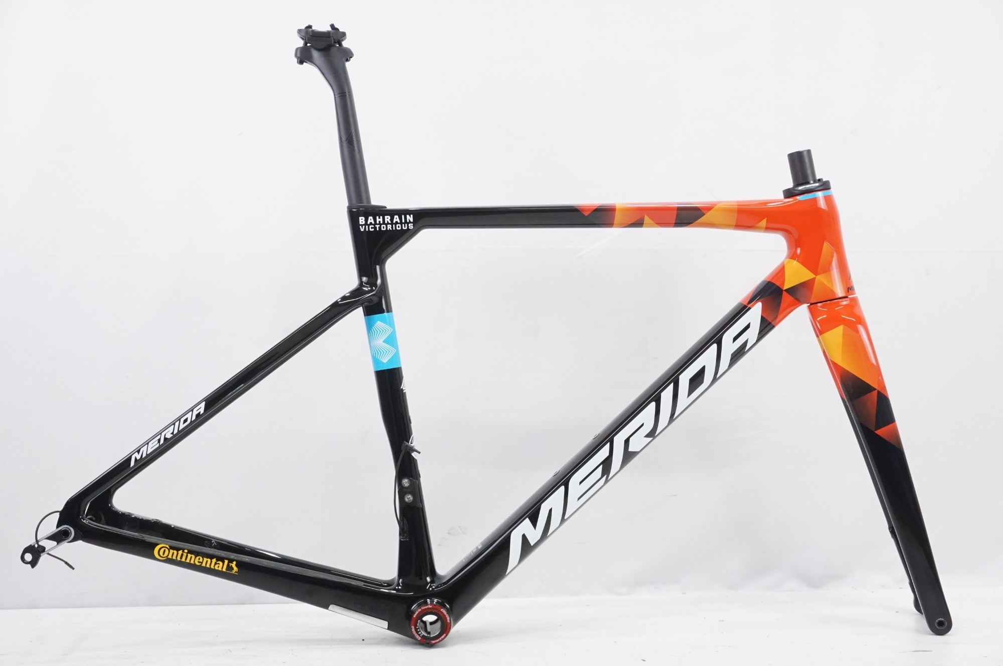 MERIDA 「メリダ」 SCULTURA TEAM 2022年モデル フレームセット / 大宮店