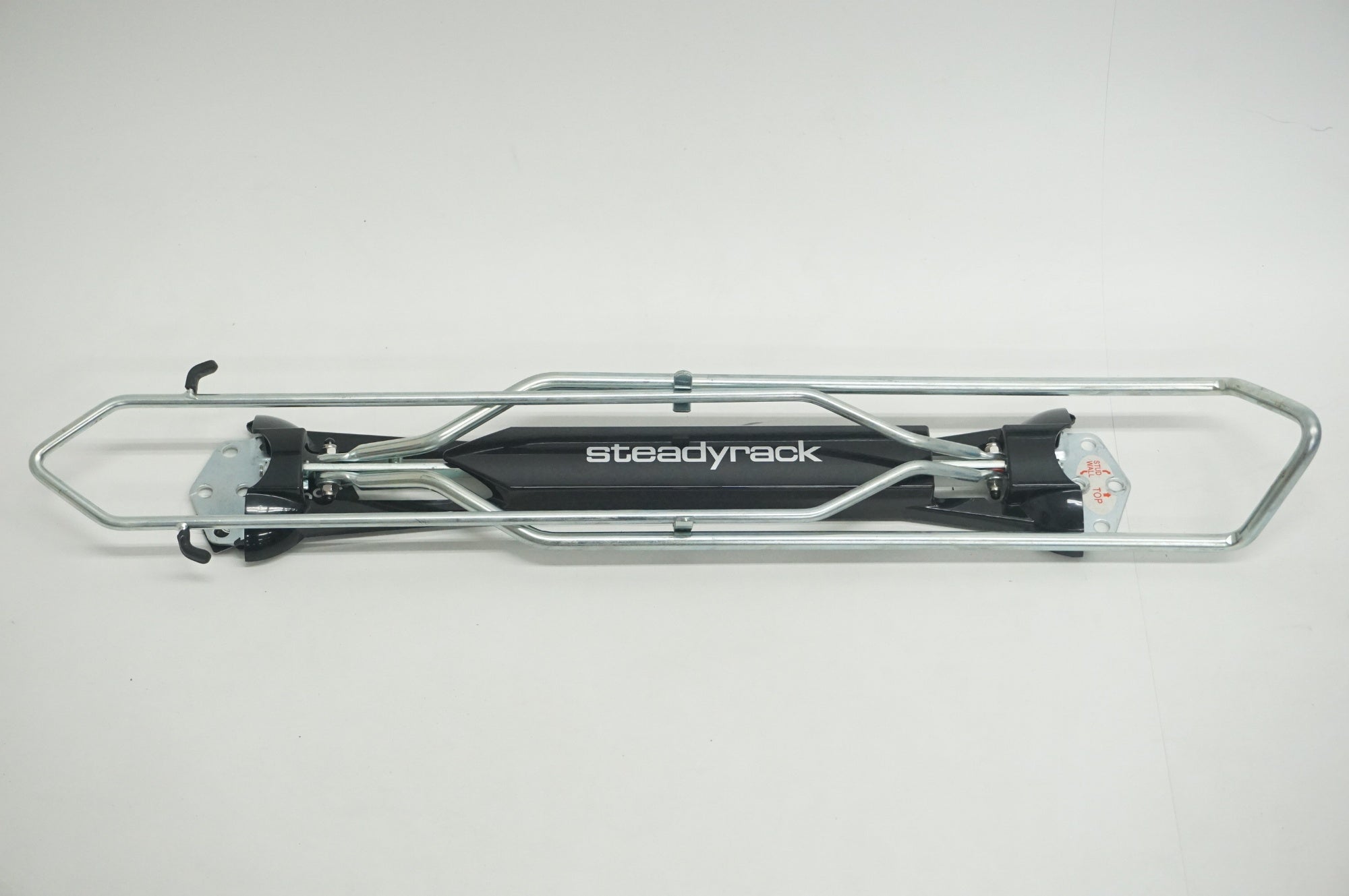 STEADYRACK 「ステディラック」 壁掛け バイクラック / 福岡店