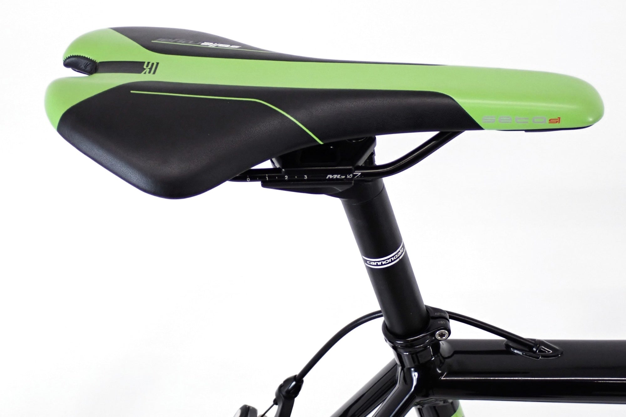 CANNONDALE 「キャノンデール」 CAAD12 105 2016年モデル ロードバイク / 伊勢崎店