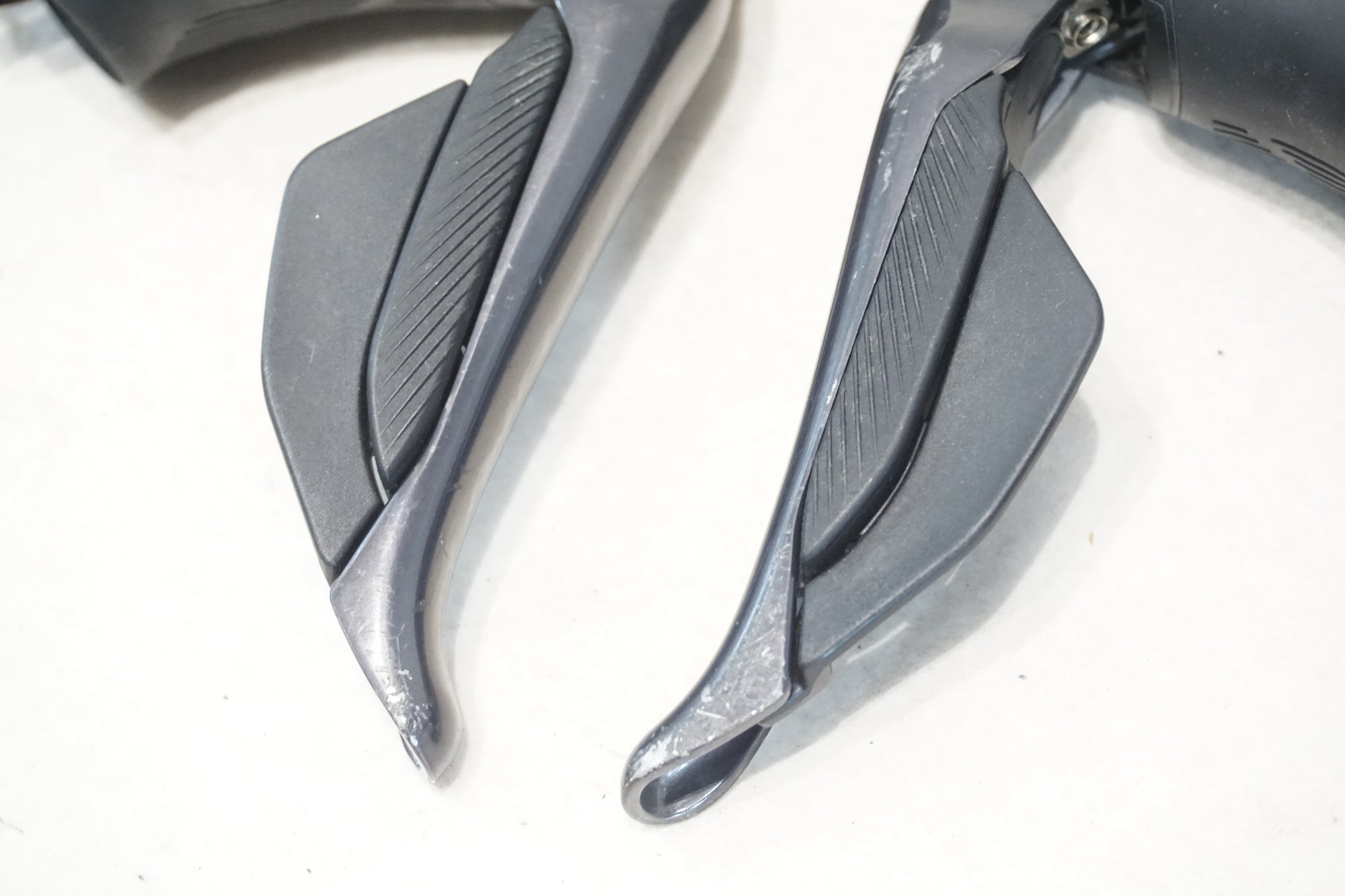 SHIMANO 「シマノ」 ULTEGRA R8150/R8170 DI2 コンポ4点(ST,FD,RD,BR)+バッテリー/充電ケーブル セット / 横浜戸塚店