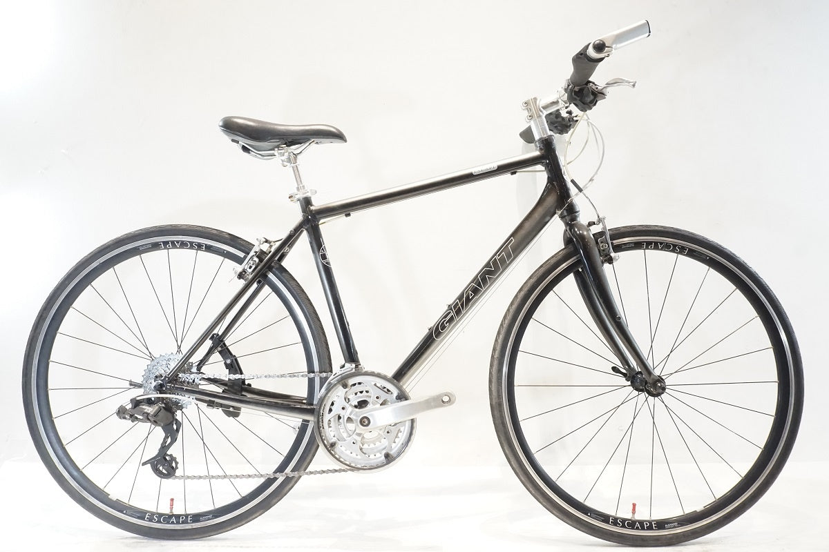 GIANT 「ジャイアント」 ESCAPE R3 2011年モデル クロスバイク