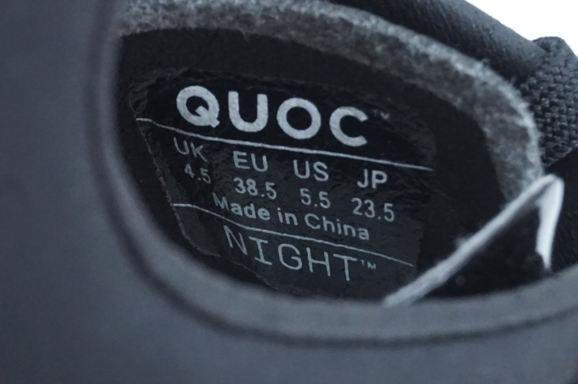 QUOC 「クオック」 NIGHT EU38.5 シューズ / 大宮店