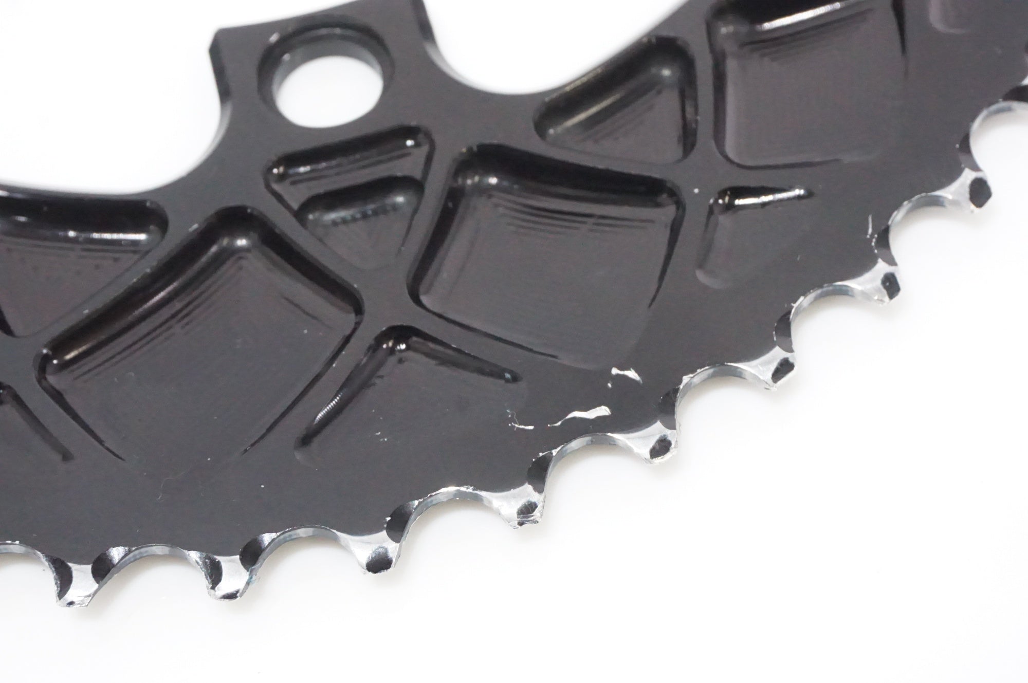 ABSOLUTE BLACK 「アブソリュートブラック」 PREMIUM OVAL ROAD 50T チェーンリング / AKIBA店