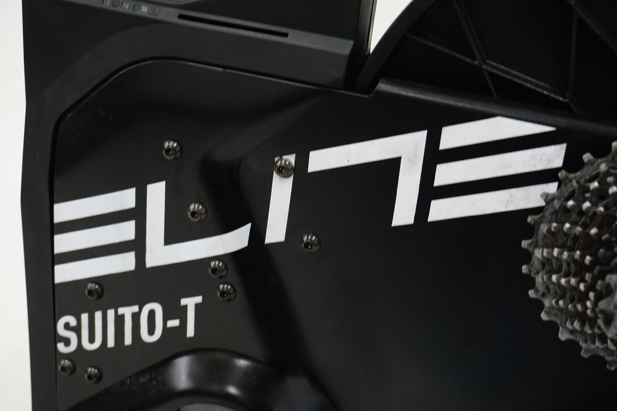 ELITE 「エリート」 SUITO-T スマートローラー / 浜松店