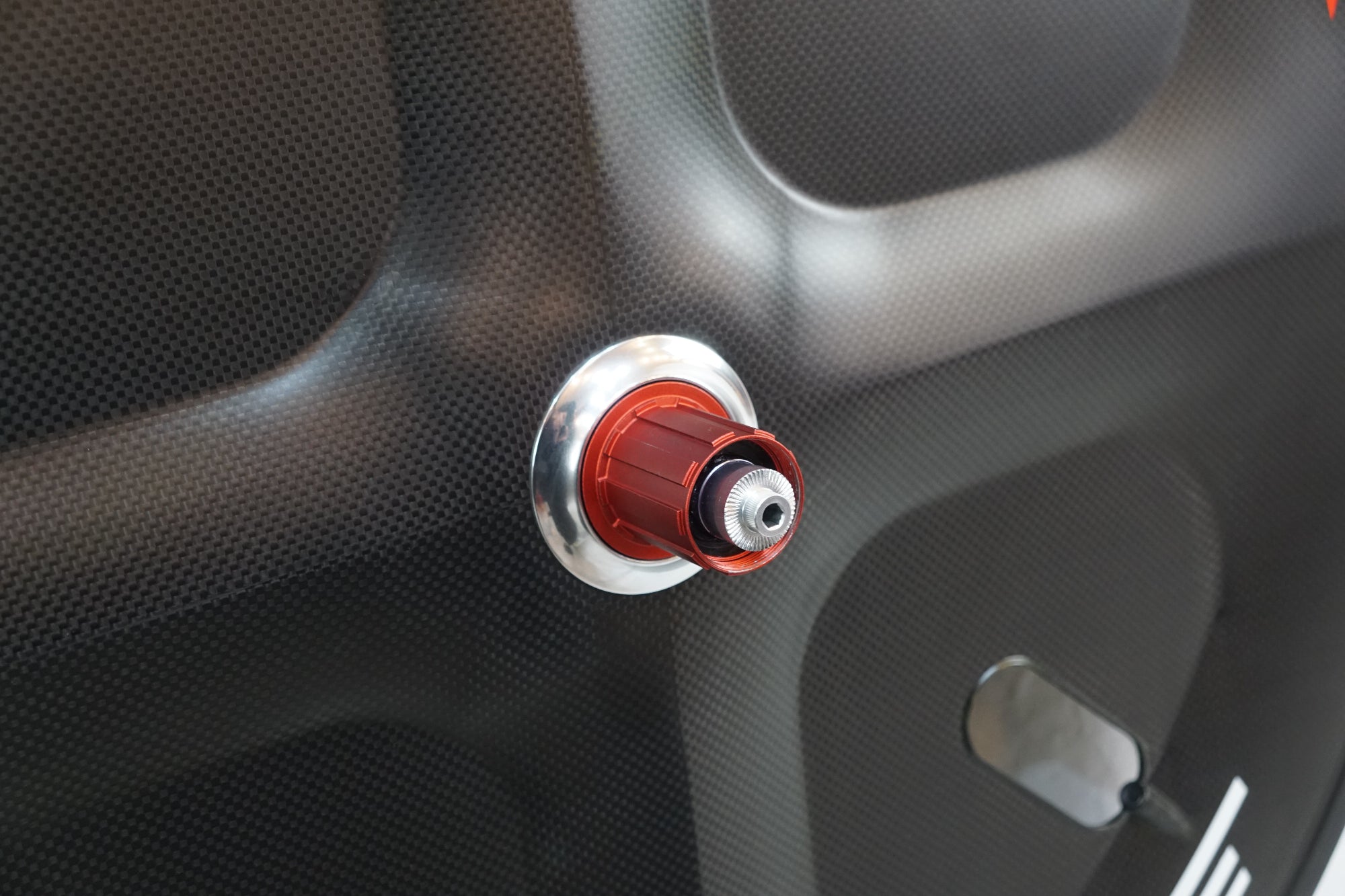BOMA 「ボーマ」 CARBON TRK シマノ10速 リアホイール / バイチャリ浦和ベース