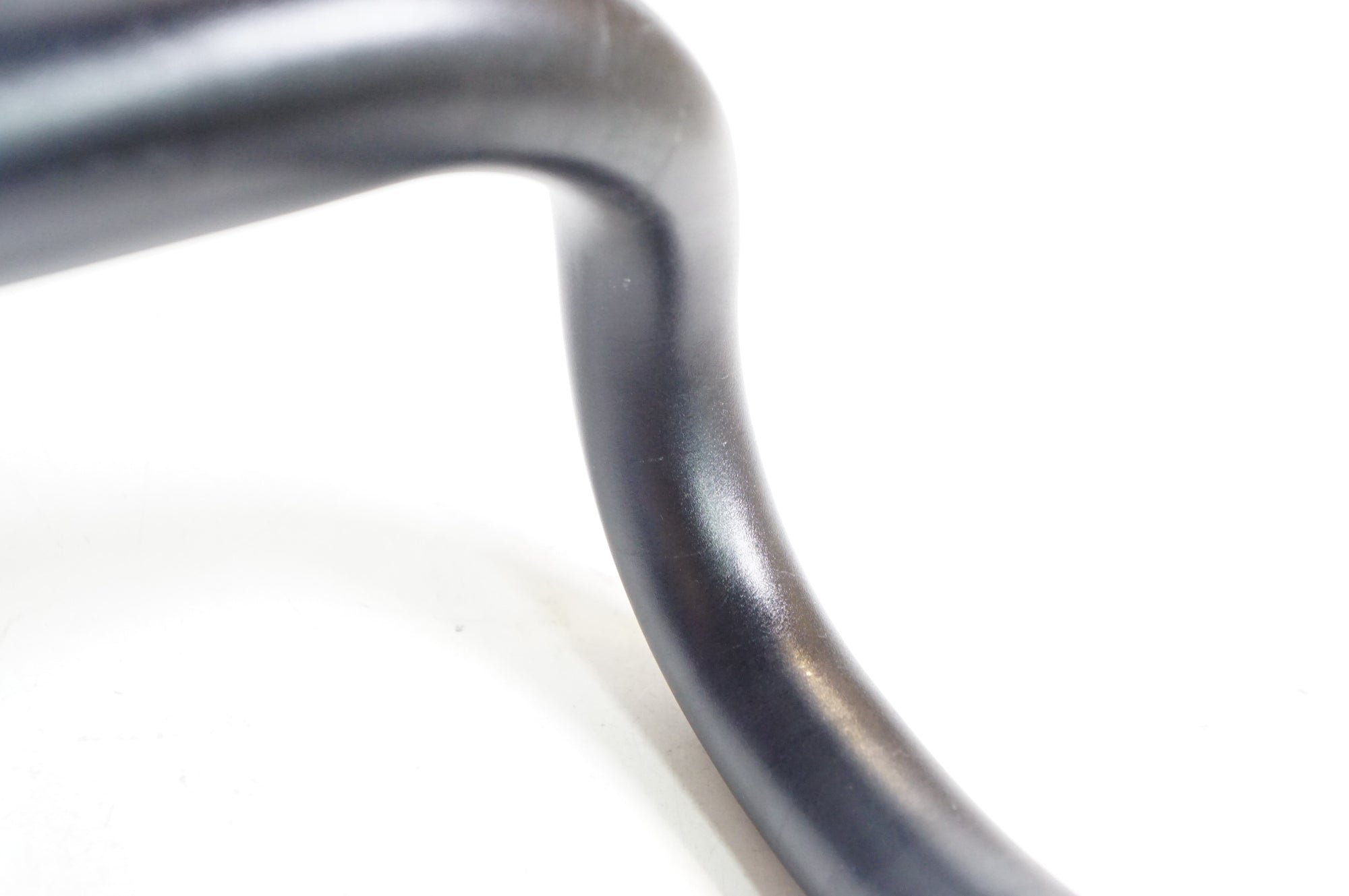 THOMSON 「トムソン」 ALLOY DROP BAR AERO ROAD HB-E125 φ31.8 420mm ハンドル / 熊谷本店