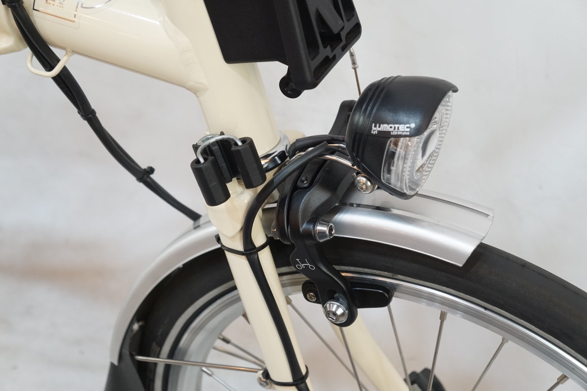 BROMPTON 「ブロンプトン」 Classic Edition INSPIRED BY LONDON 2025年モデル 16インチ 折り畳み自転車 / バイチャリ浦和ベース