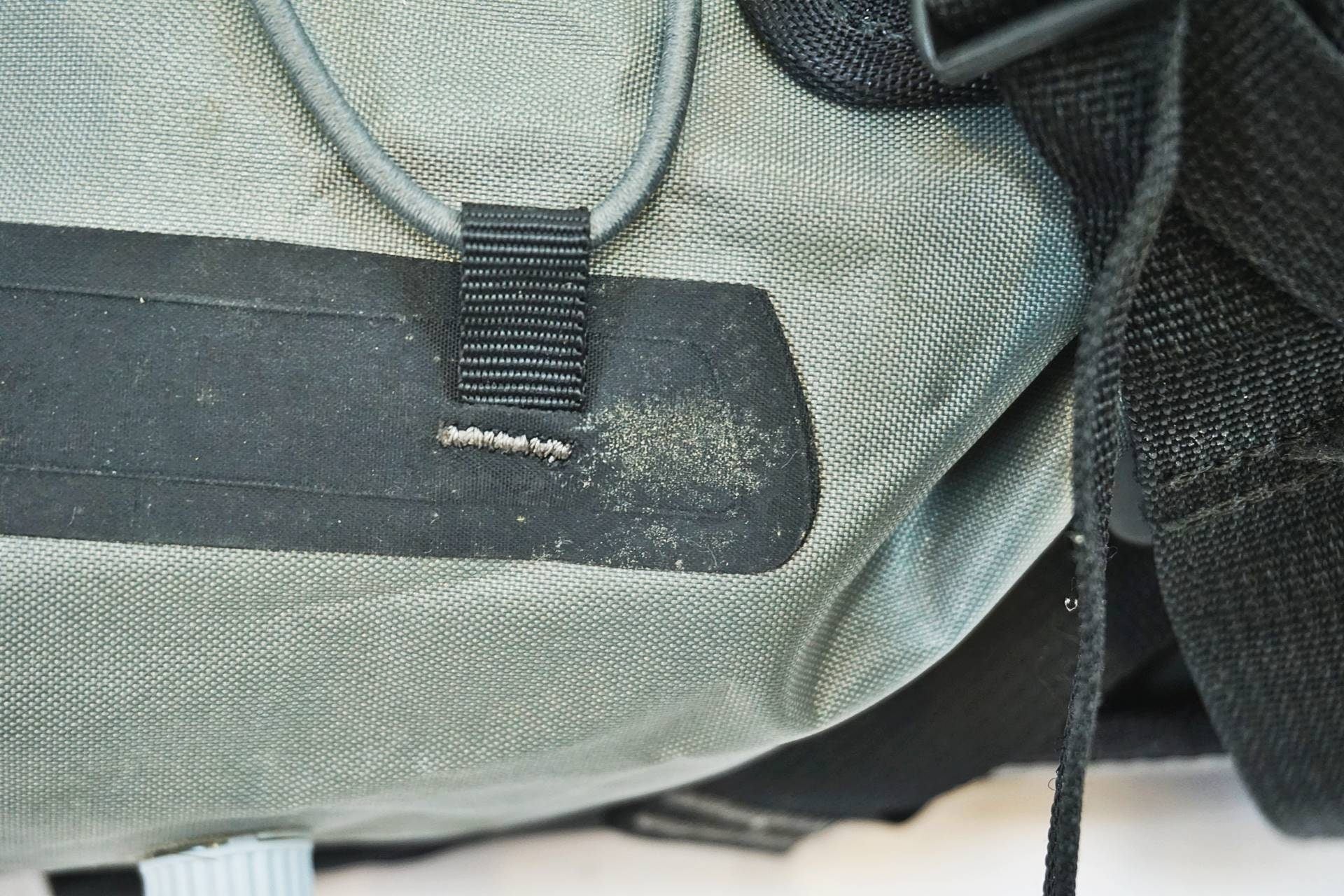 BLACKBURN 「ブラックバーン」 OUTPOST SEAT PACK サドルバッグ / 有明ガーデン店