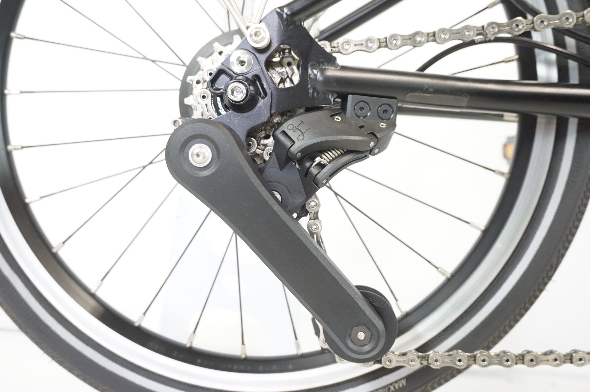 BROMPTON 「ブロンプトン」 P-LINE URBAN LOW HANDLEBAR 4S 2022年モデル 16インチ 折り畳み自転車 / 宇都宮店