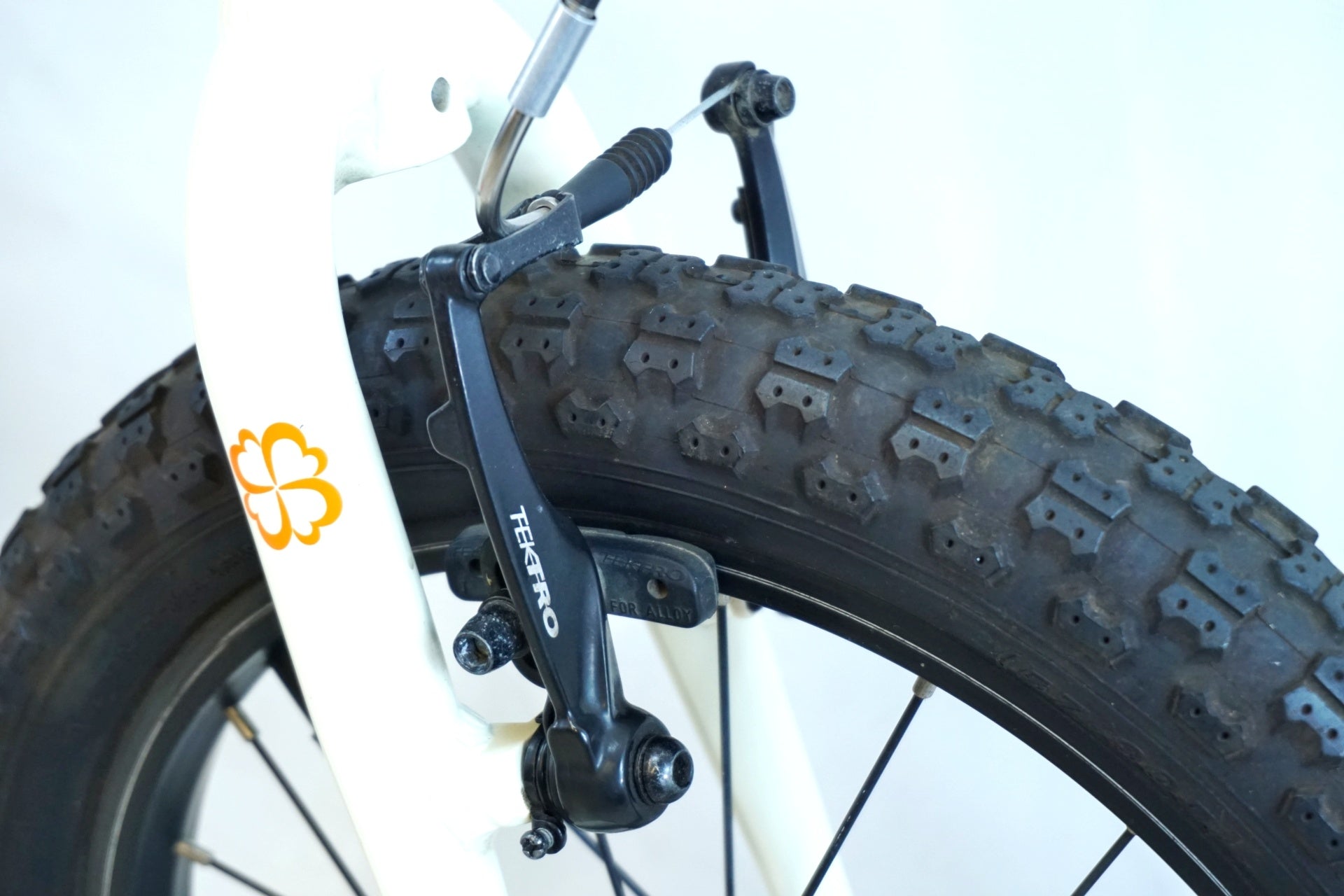 ヨツバサイクル 「ヨツバサイクル 」 YOTSUBA ZERO 16 2019年モデル キッズバイク / 有明ガーデン店