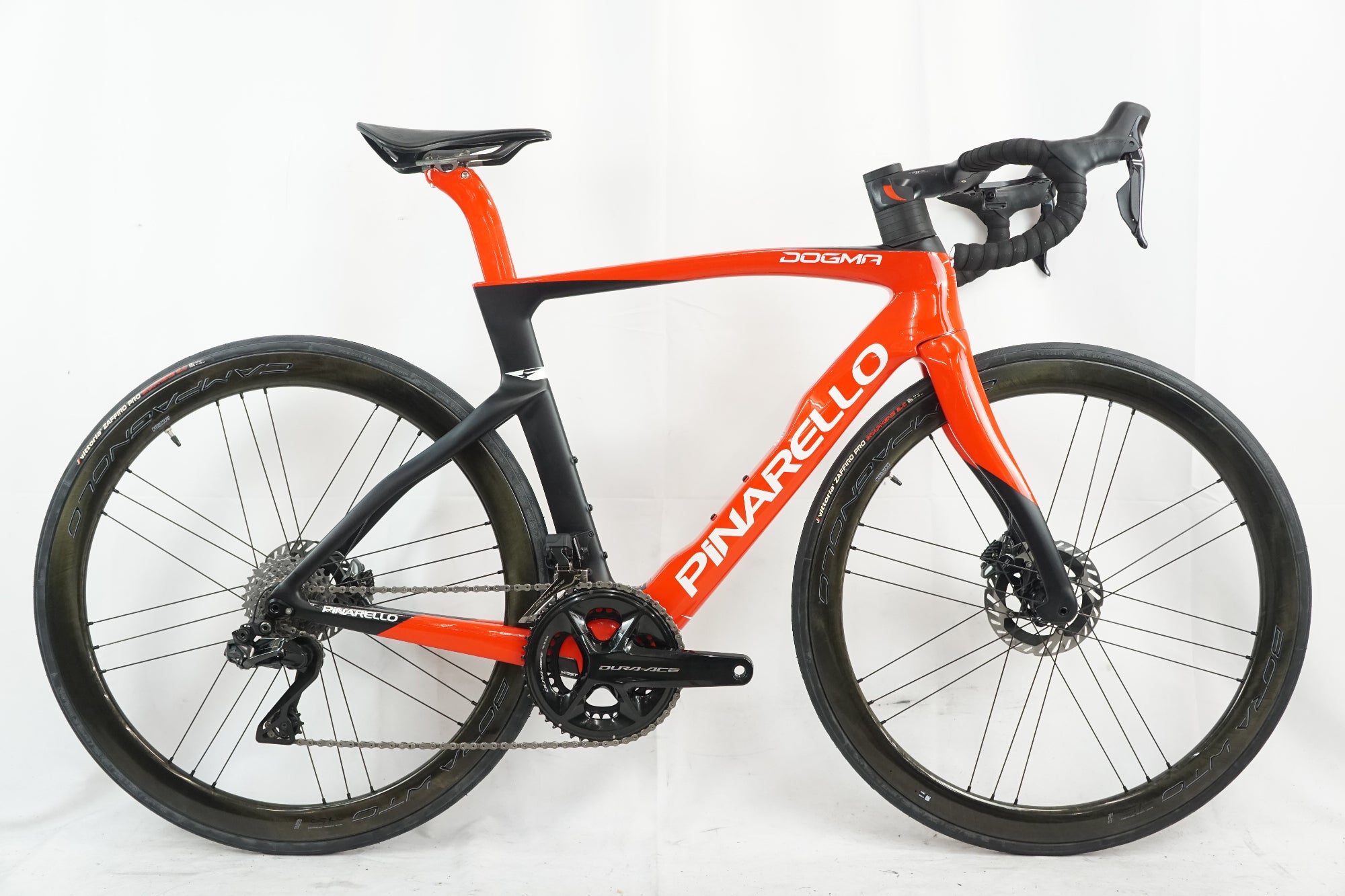 PINARELLO 「ピナレロ」 DOGMA F DISK 2022年モデル ロードバイク / バイチャリ浦和ベース ｜  バイチャリ公式オンラインショップ 【スポーツ自転車買取販売専門店】