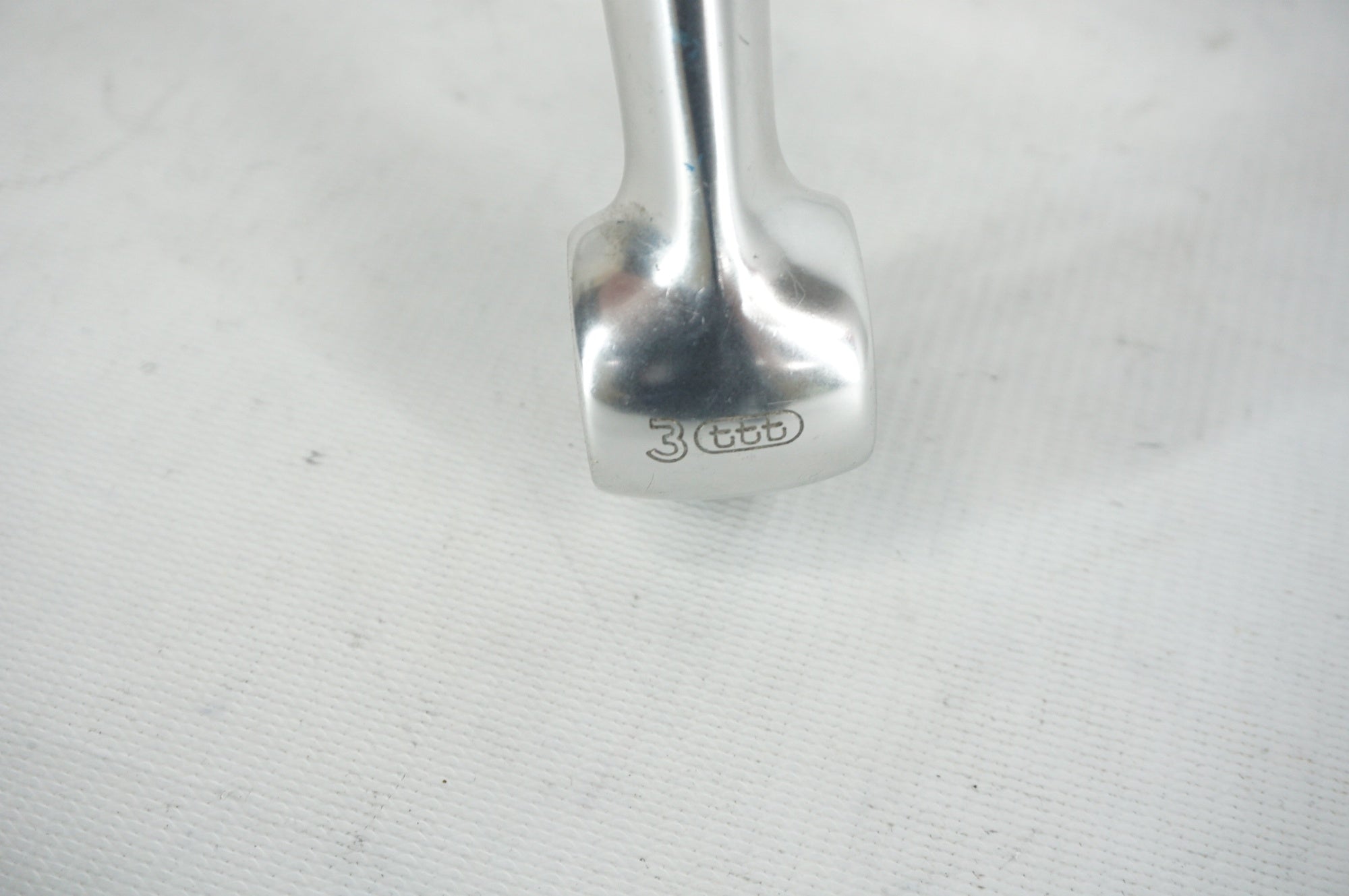 3T 「スリーティー」 エアロ スレッド Φ26 80mm ステム / 阪急塚口店