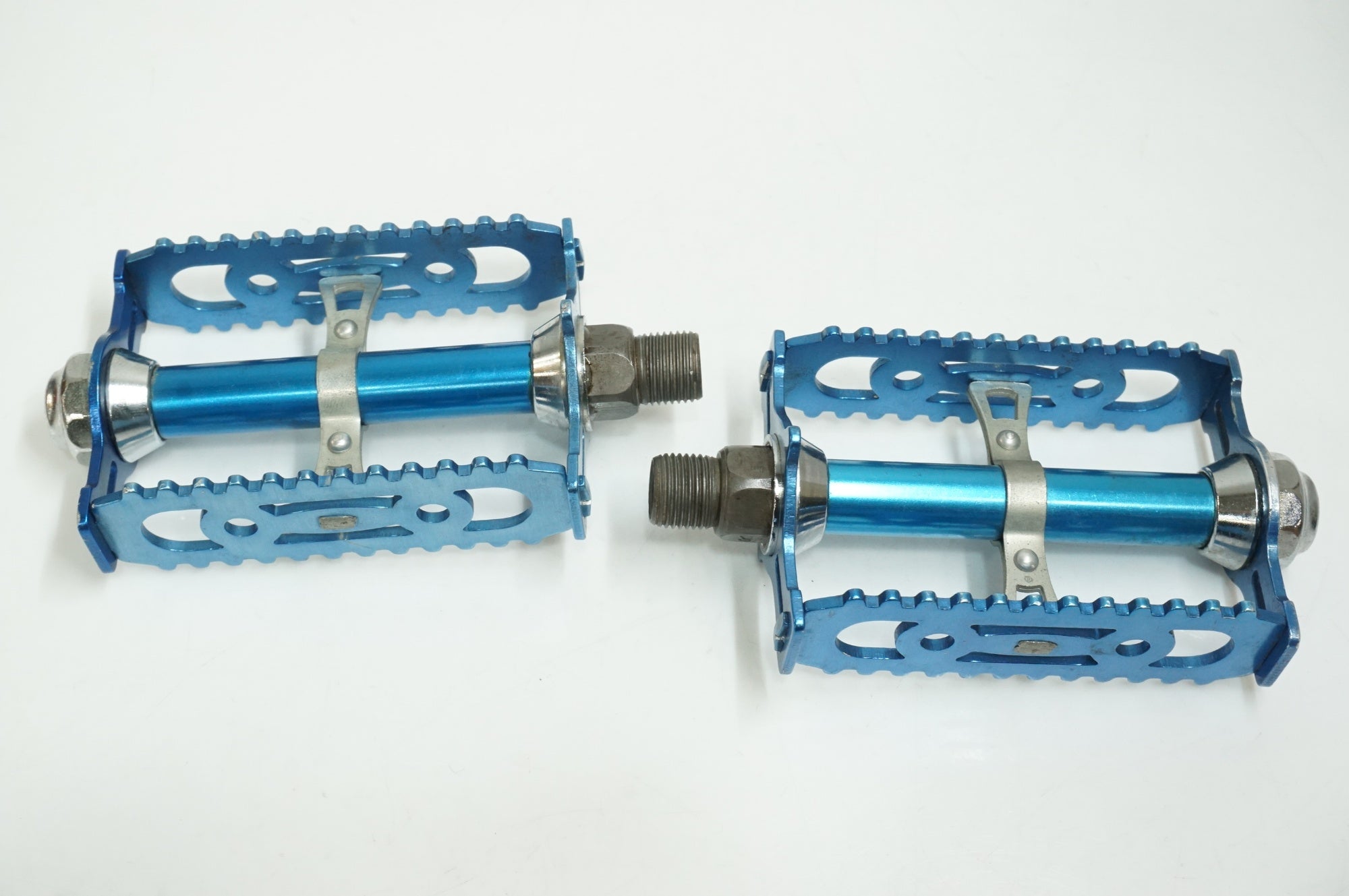 LYOTARD 「リオター」 460D ペダル / 大宮店