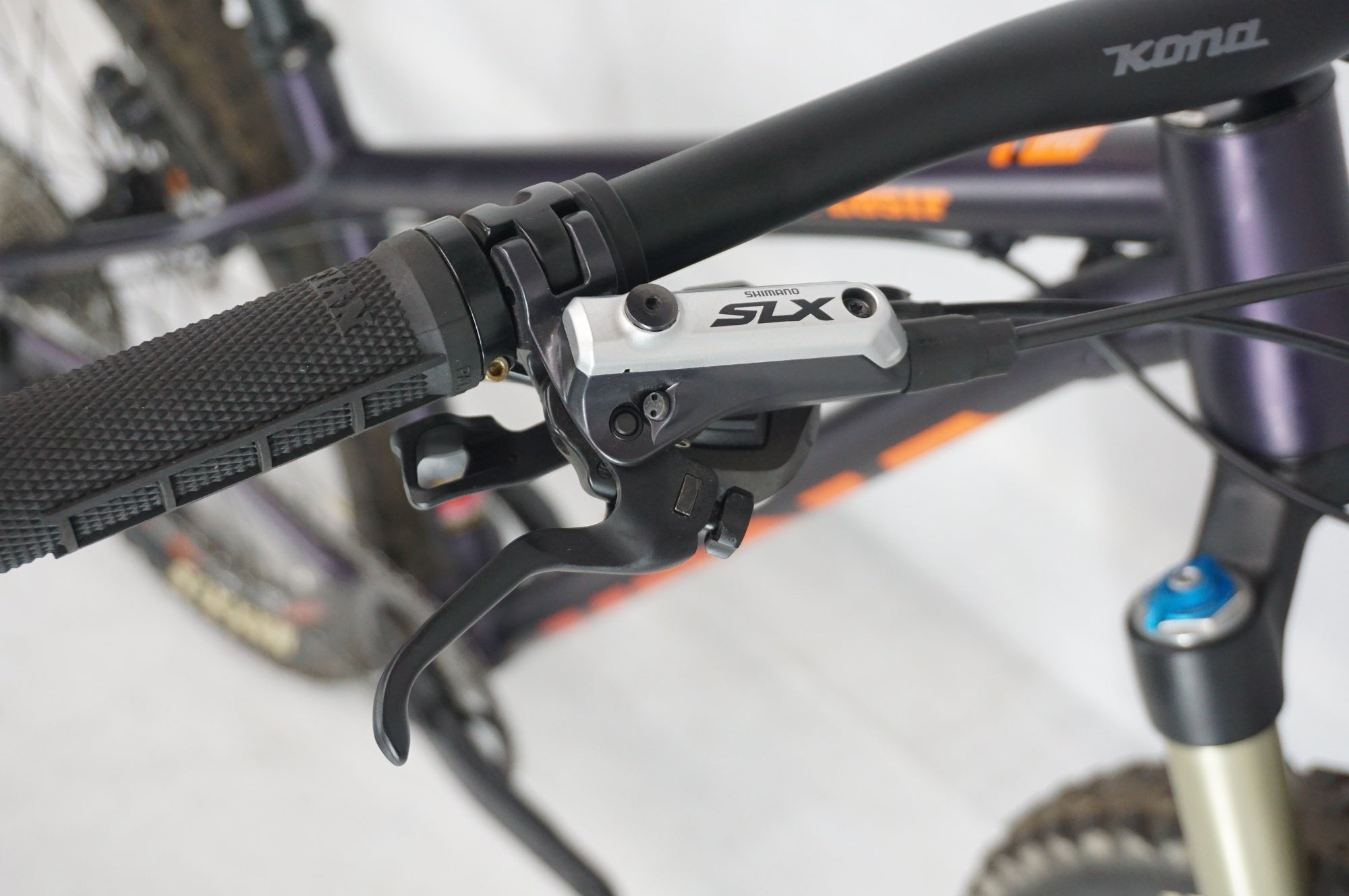 KONA 「コナ」 EXPLOSIF 2016年モデル マウンテンバイク / 阪急塚口店