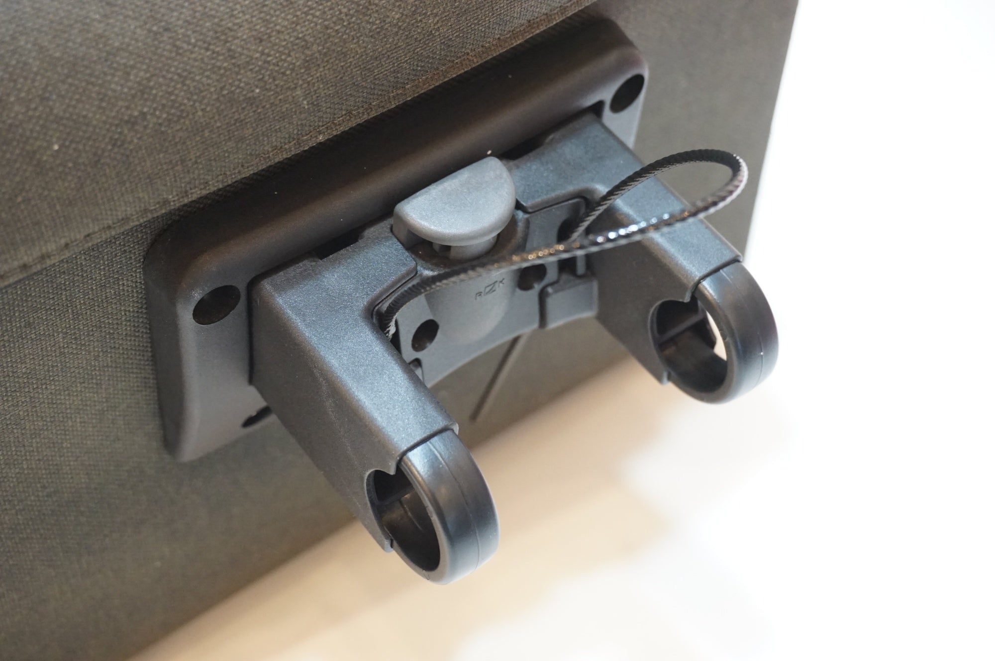 BROOKS 「ブルックス」 SCAPE HANDLEBAR CASE 8L ハンドルバッグ / 浦和ベース